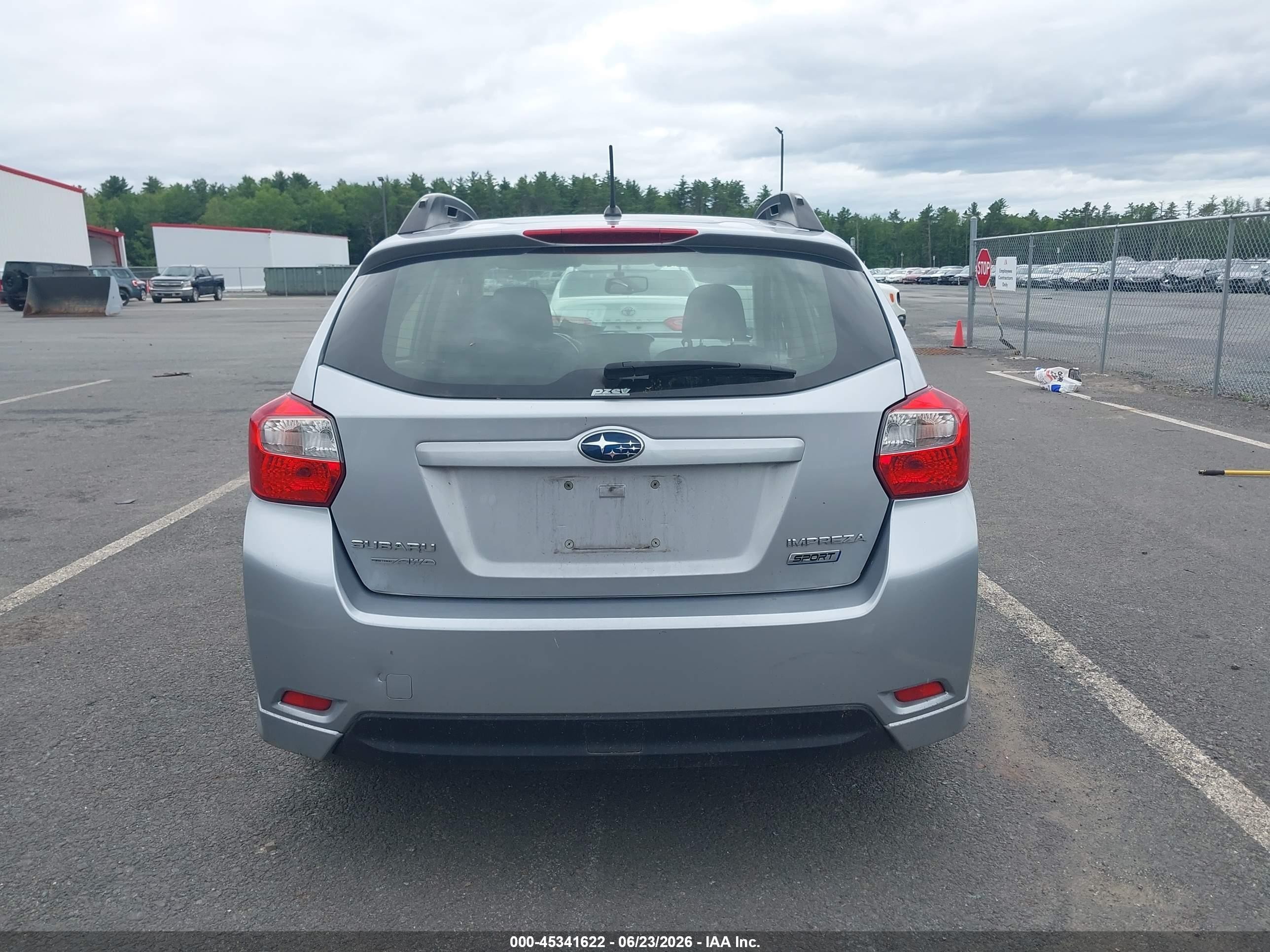 2013 Subaru Impreza 2.0i Sport Premium Silver vin: JF1GPAL65D2897168