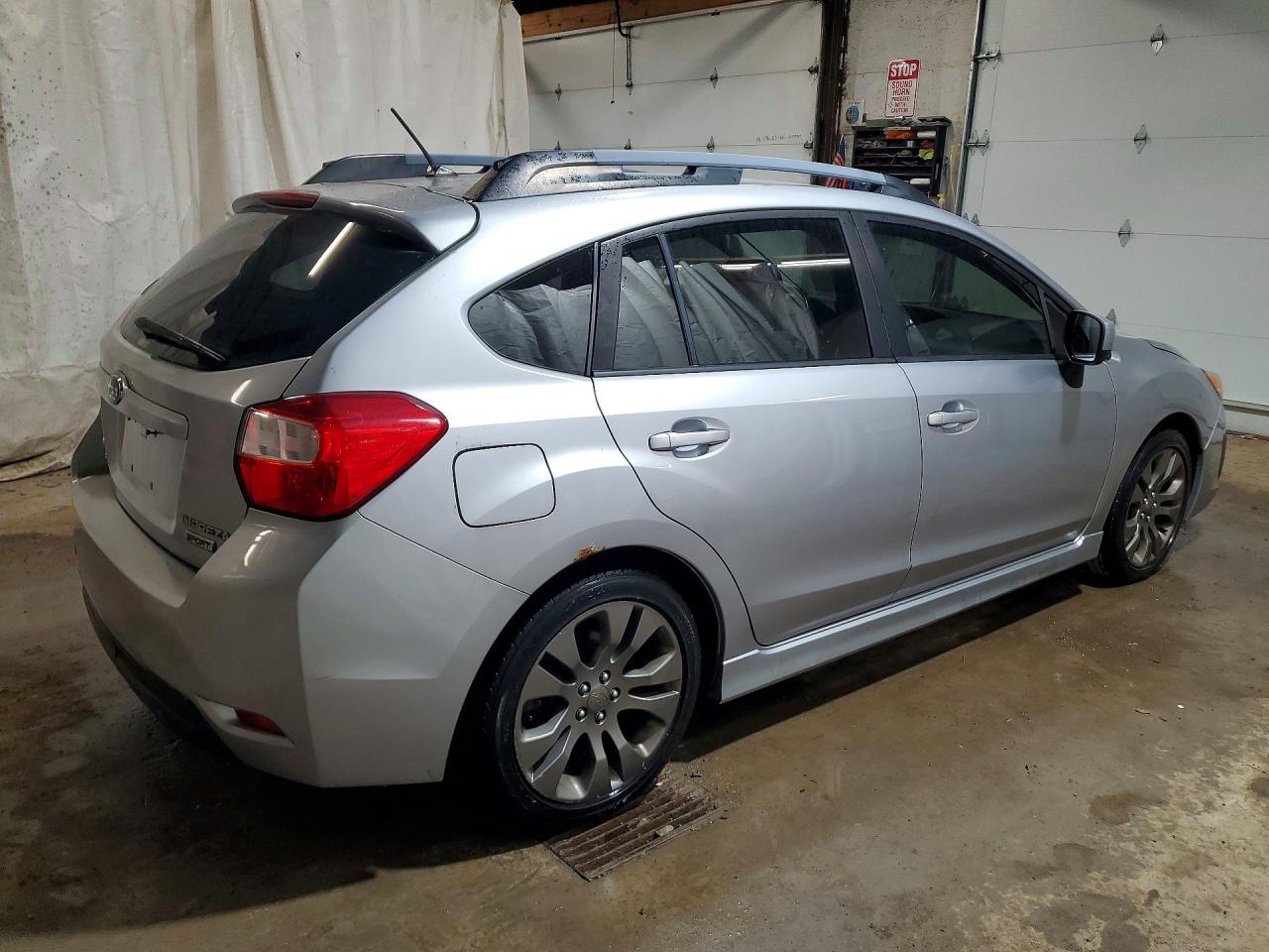 2014 Subaru Impreza Sport Premium Silver vin: JF1GPAL65E8261851
