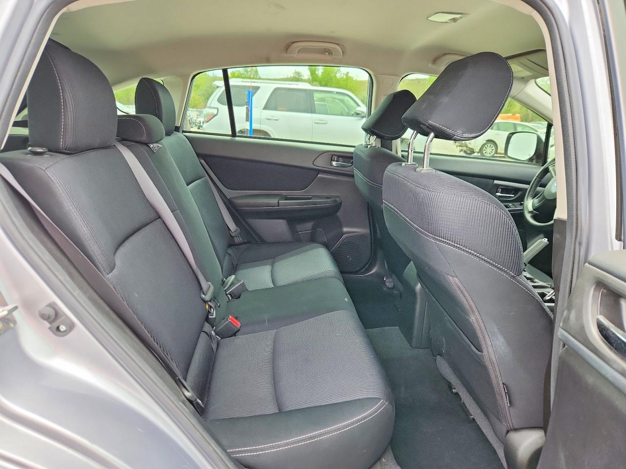 2014 Subaru Impreza Sport Premium Silver vin: JF1GPAL65E8266032
