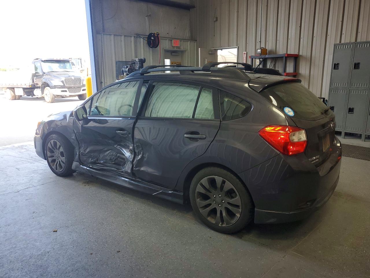 2012 Subaru Impreza Sport Premium Серый vin: JF1GPAL66CH205804