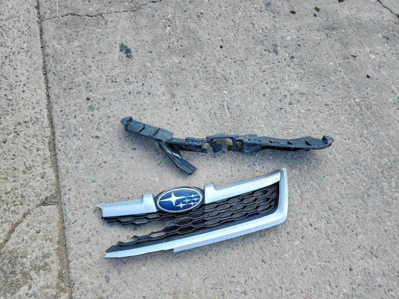 2012 Subaru Impreza Sport Premium Silver vin: JF1GPAL67CH205939