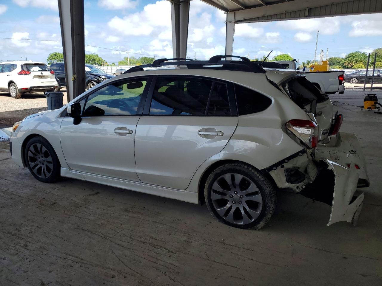 2013 Subaru Impreza Sport Premium White vin: JF1GPAL67D2810824