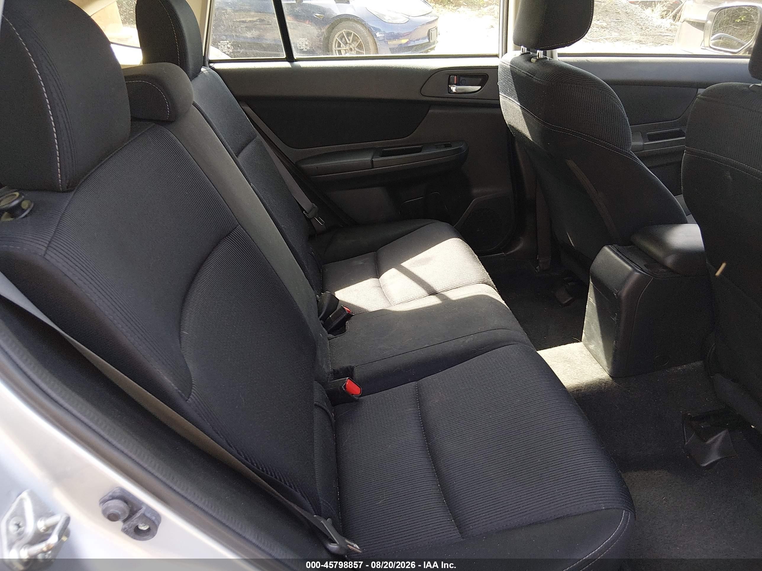2013 Subaru Impreza 2.0i Sport Premium Silver vin: JF1GPAL67DH201424