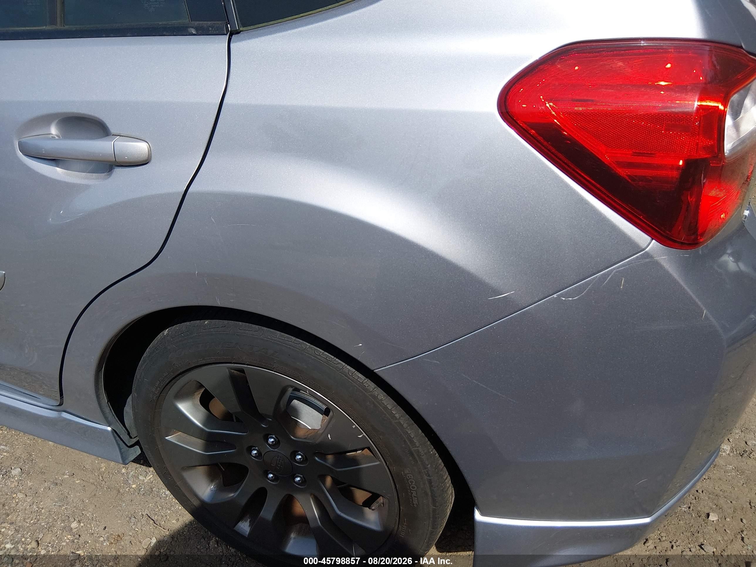 2013 Subaru Impreza 2.0i Sport Premium Silver vin: JF1GPAL67DH201424