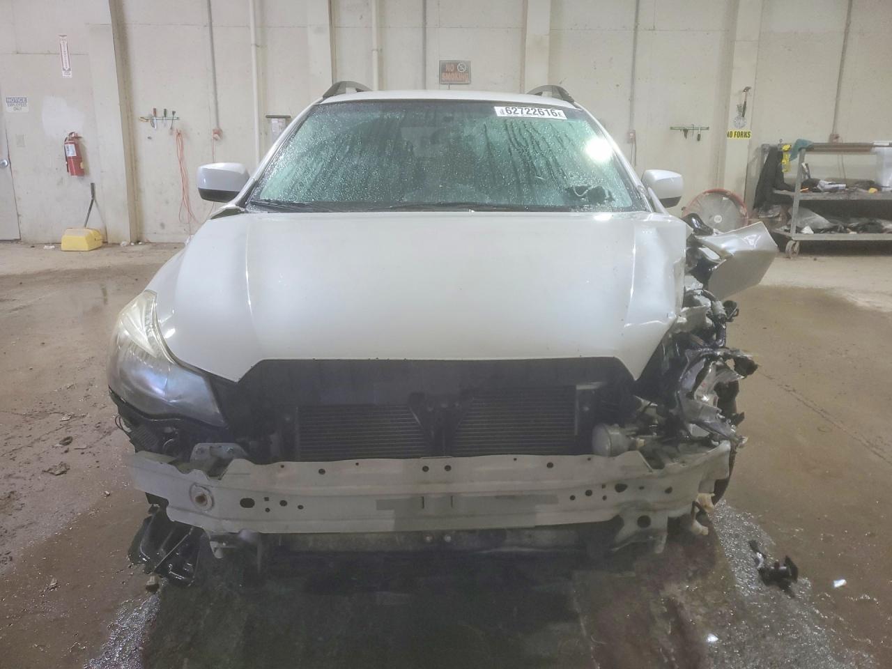 2014 Subaru Impreza Sport Premium White vin: JF1GPAL67E8246140