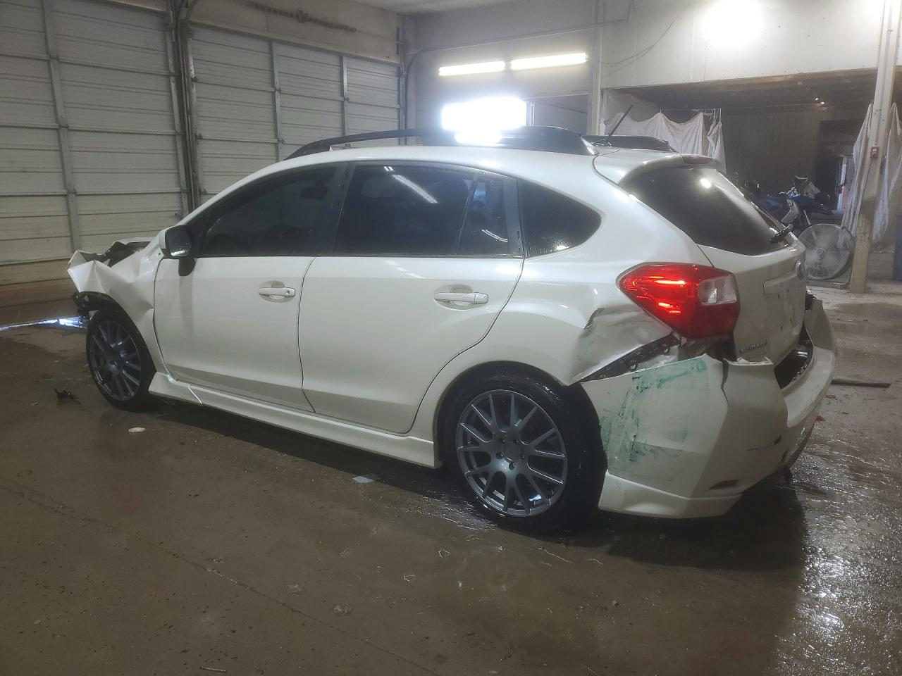 2014 Subaru Impreza Sport Premium White vin: JF1GPAL67E8246140