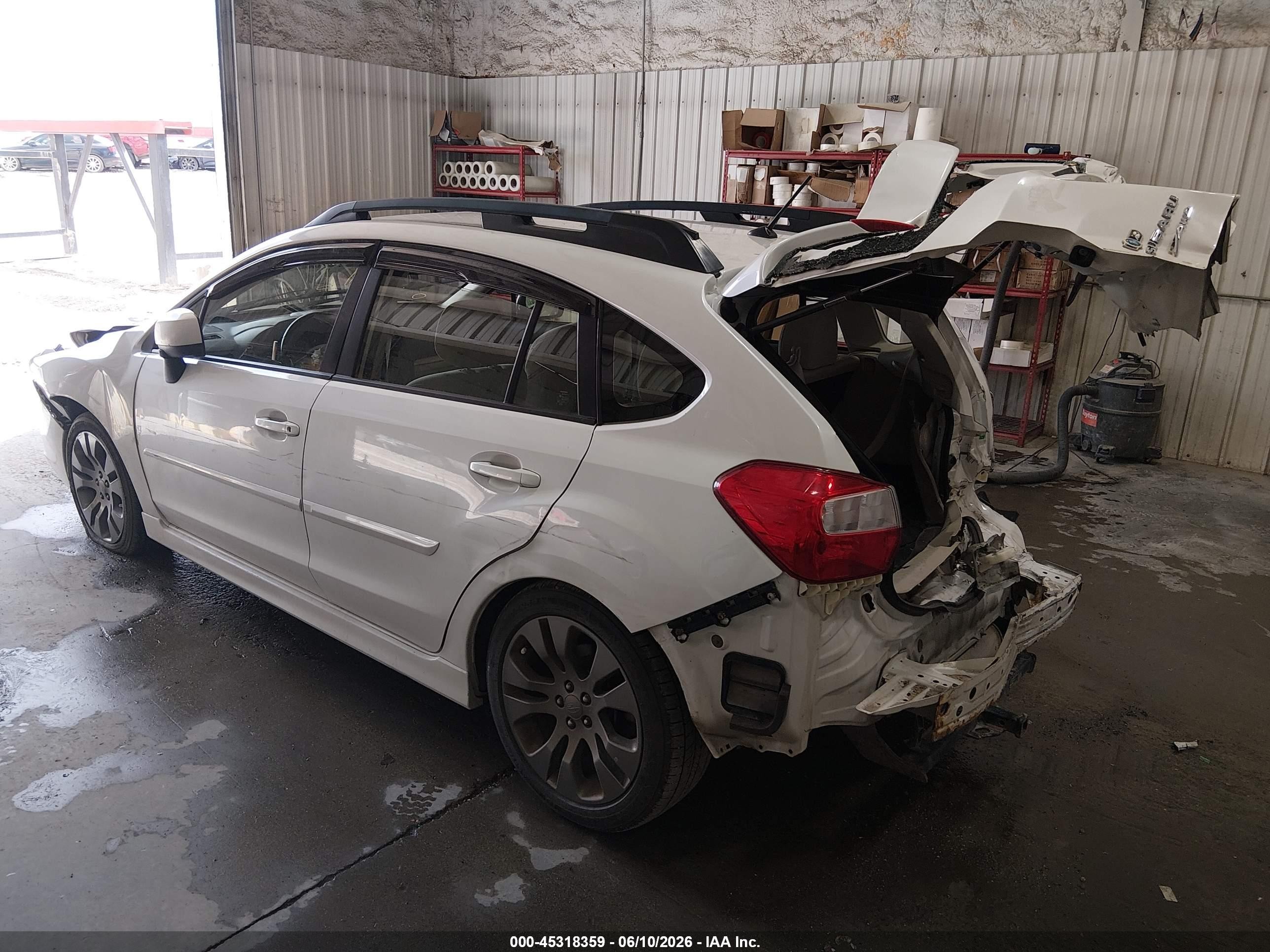 2013 Subaru Impreza 2.0i Sport Premium White vin: JF1GPAL68D2812274