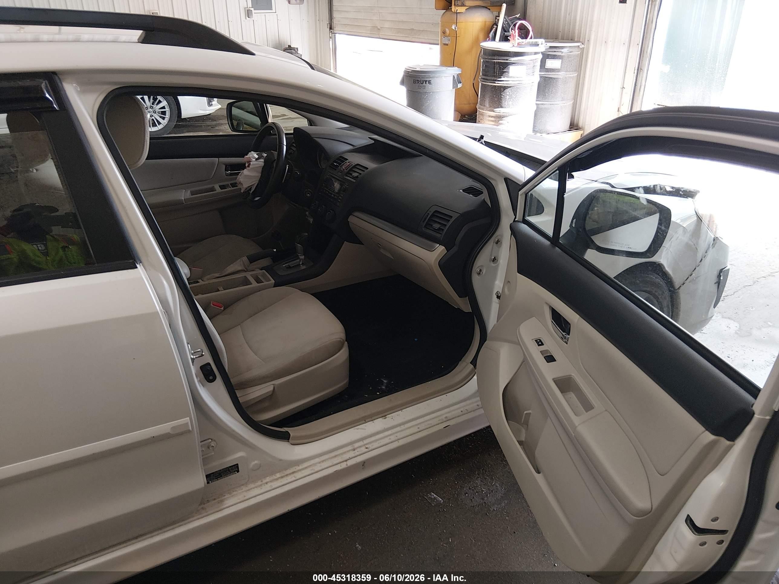 2013 Subaru Impreza 2.0i Sport Premium White vin: JF1GPAL68D2812274