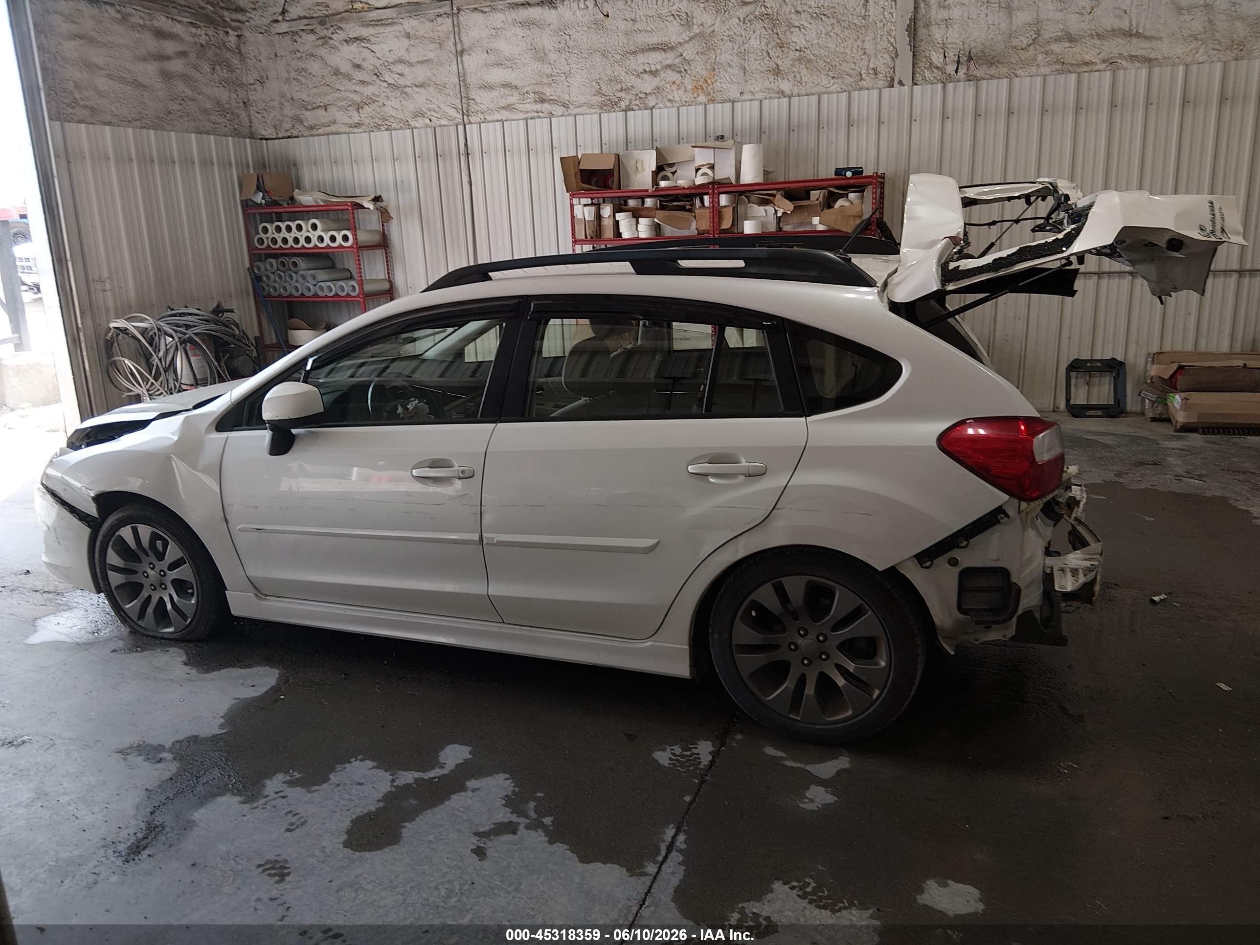 2013 Subaru Impreza 2.0i Sport Premium White vin: JF1GPAL68D2812274