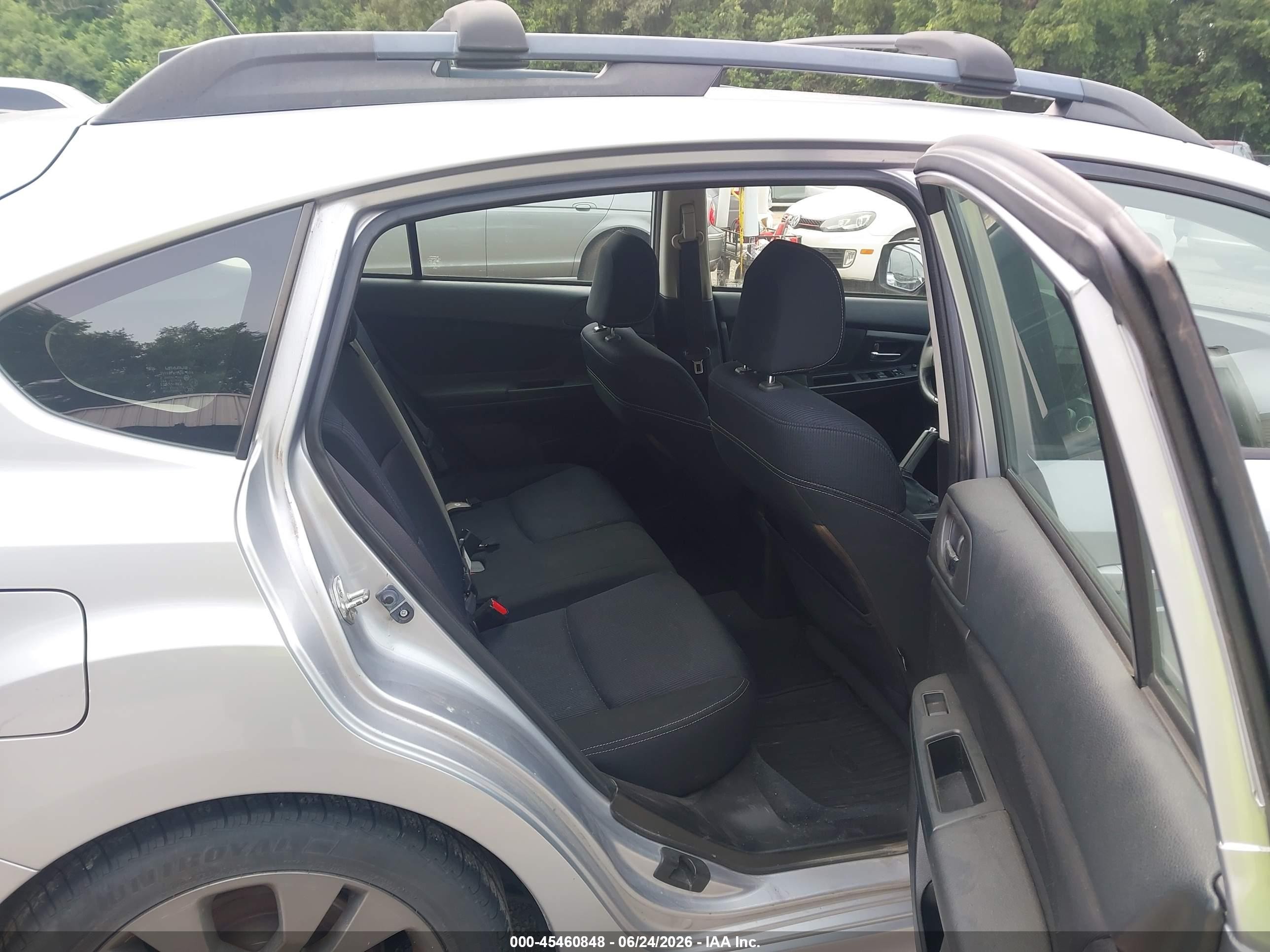 2012 Subaru Impreza 2.0i Sport Premium Silver vin: JF1GPAL69CG204734