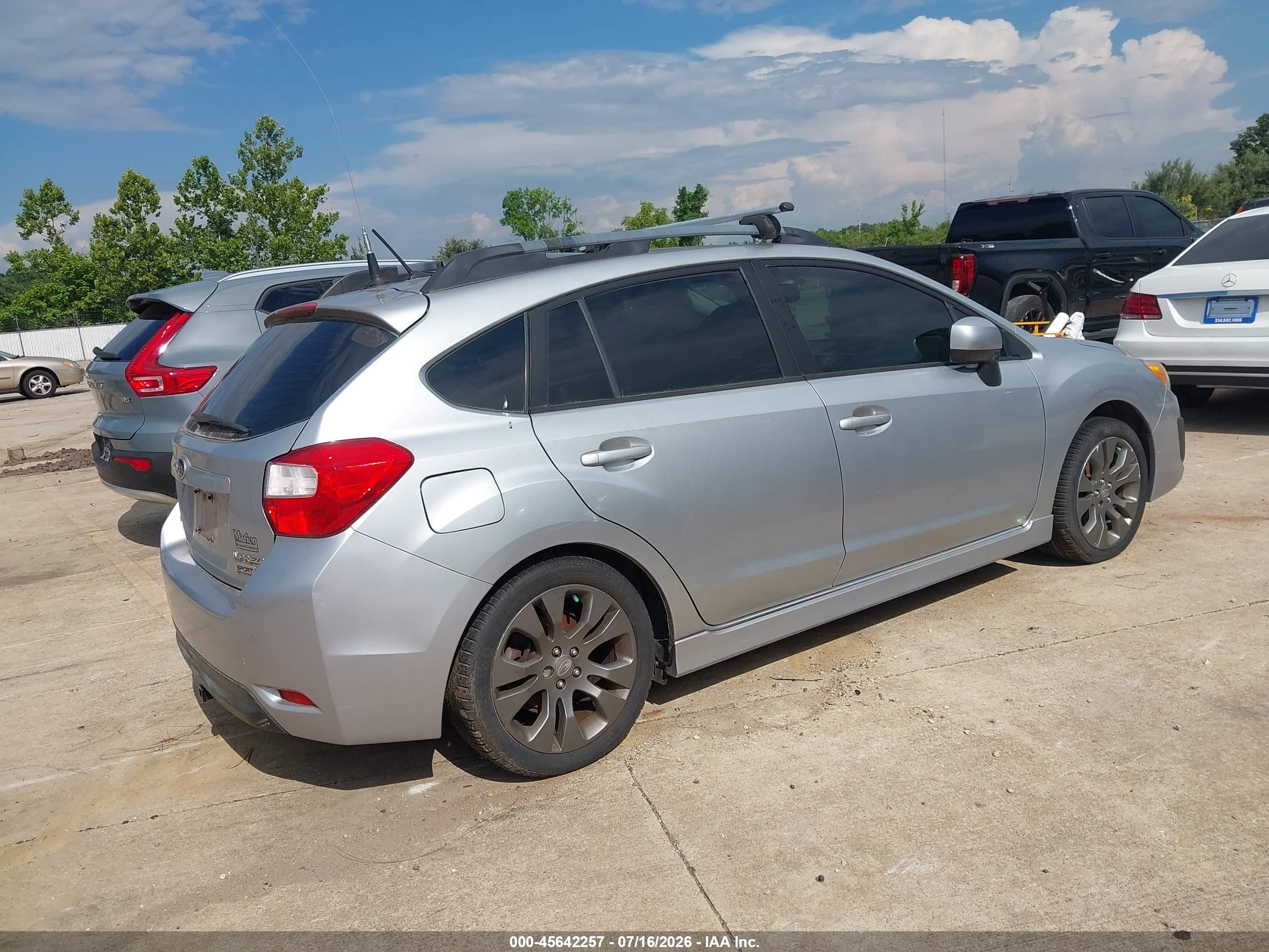 2012 Subaru Impreza 2.0i Sport Premium Silver vin: JF1GPAL69CH221334