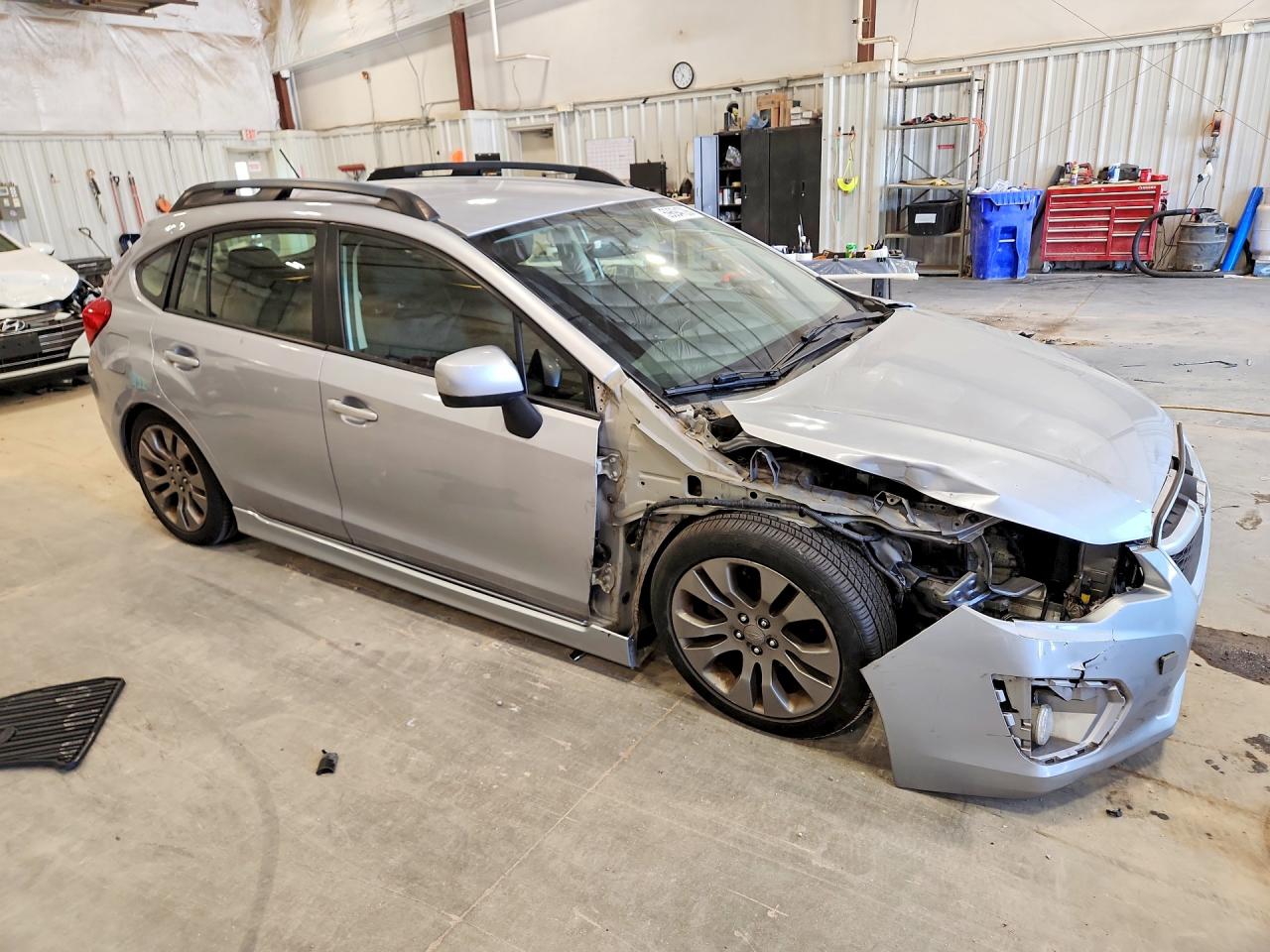 2014 Subaru Impreza Sport Premium Silver vin: JF1GPAL69E8211275