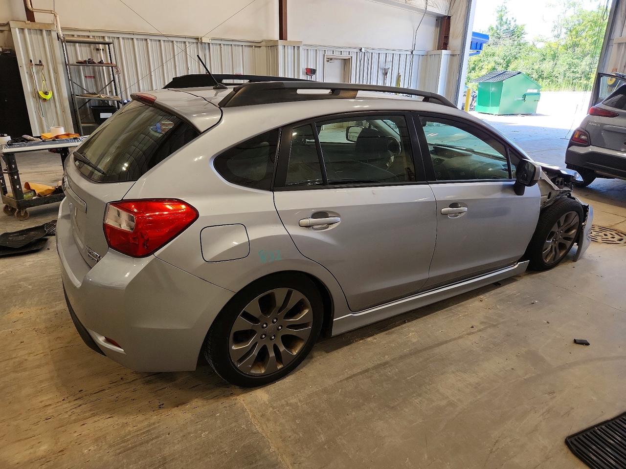 2014 Subaru Impreza Sport Premium Silver vin: JF1GPAL69E8211275