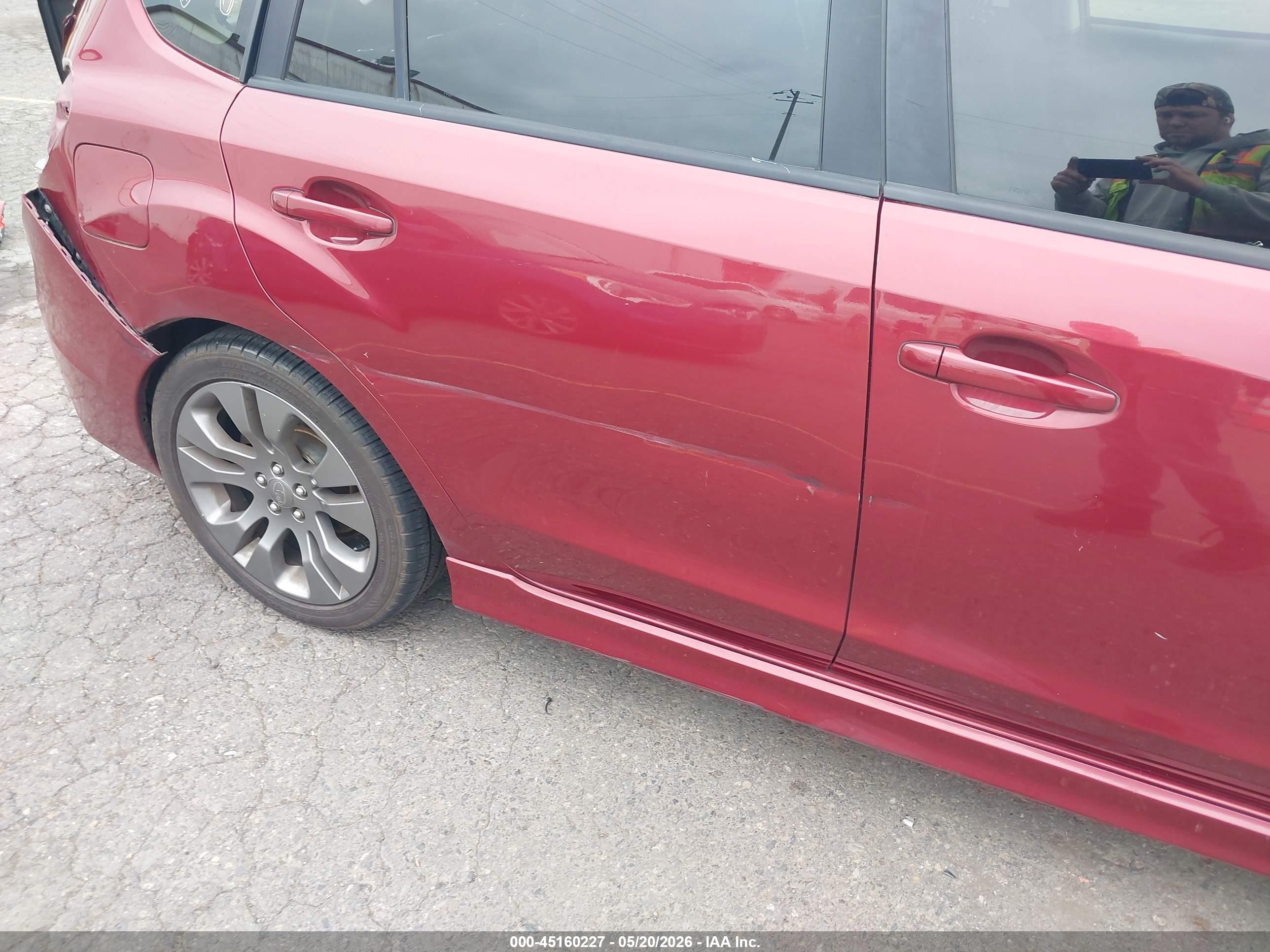 2013 Subaru Impreza 2.0i Sport Premium Red vin: JF1GPAL6XD1864401