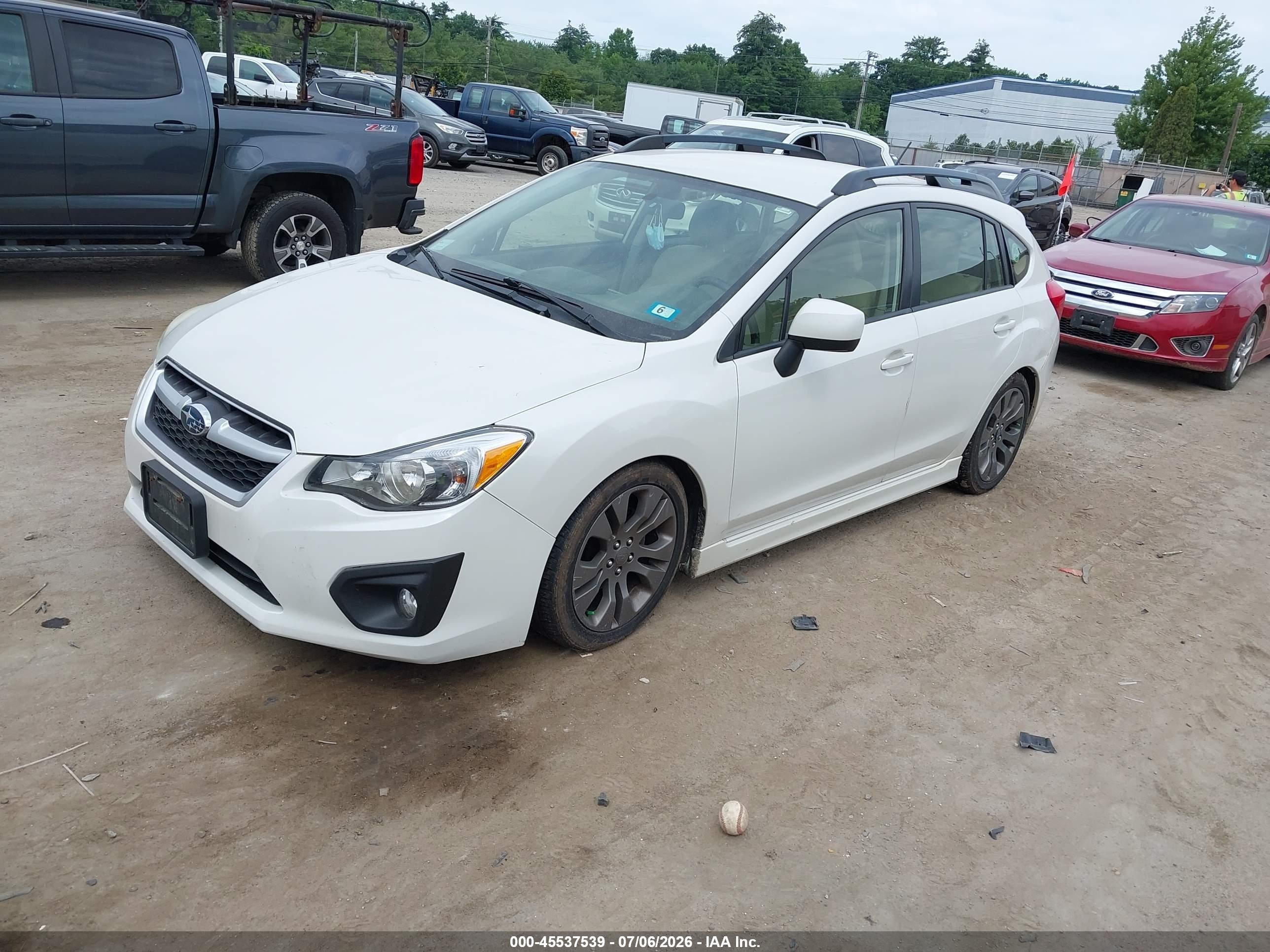 2014 Subaru Impreza 2.0i Sport Premium White vin: JF1GPAL6XE8264552