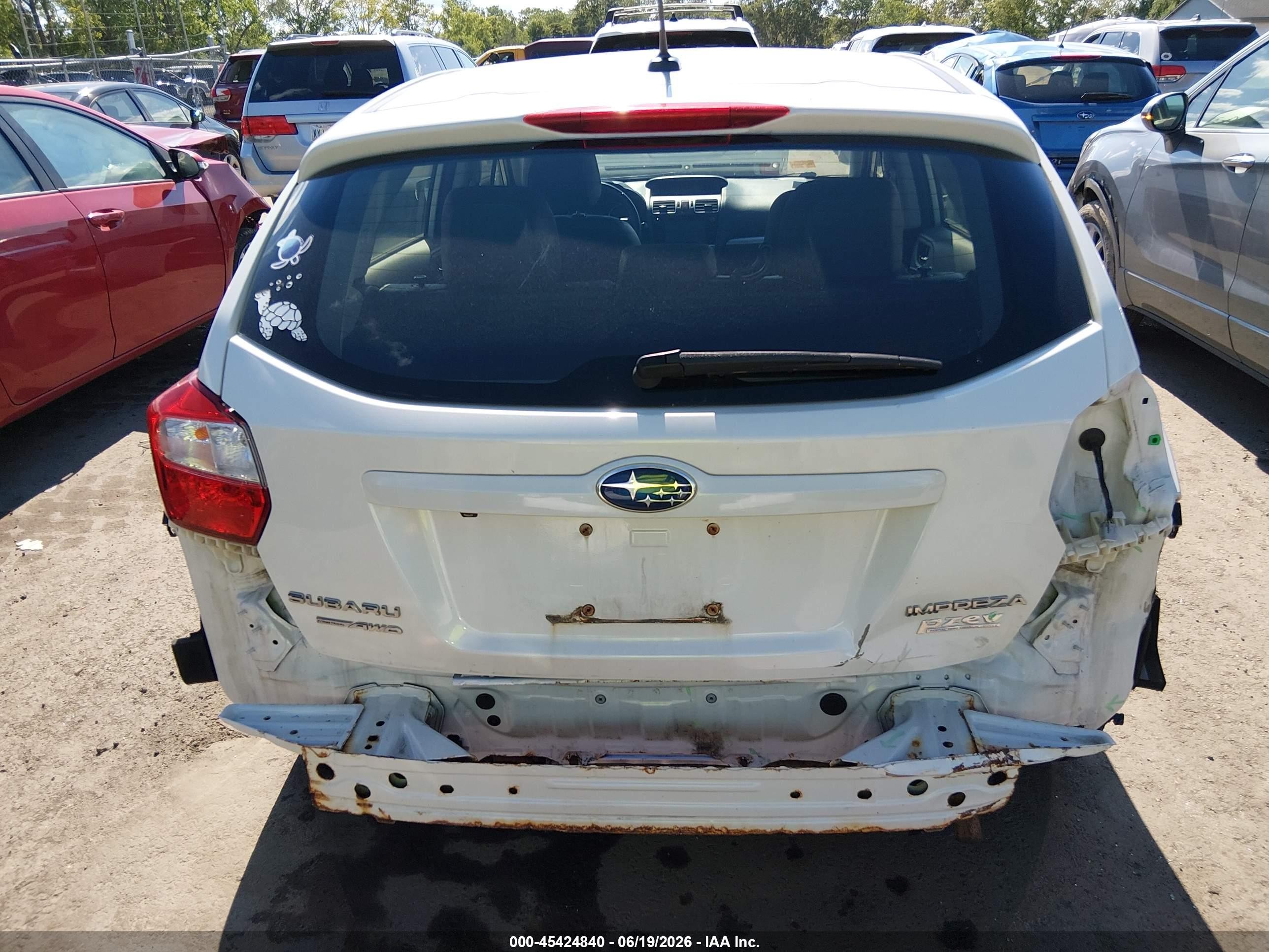 2015 Subaru Impreza 2.0i Limited White vin: JF1GPAM64FH323935