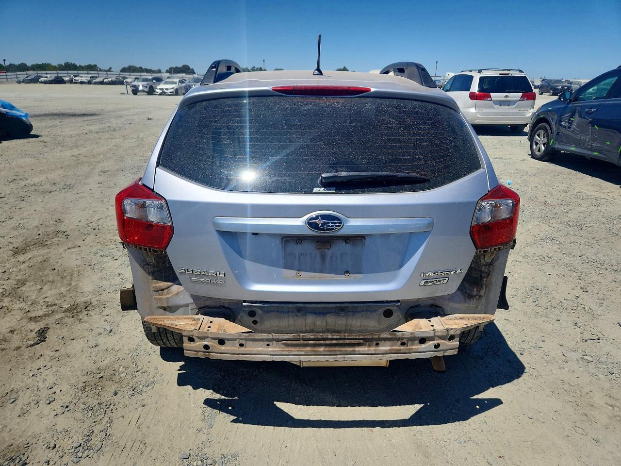 2014 Subaru Impreza Sport Limited Серебряный vin: JF1GPAR61E8256671