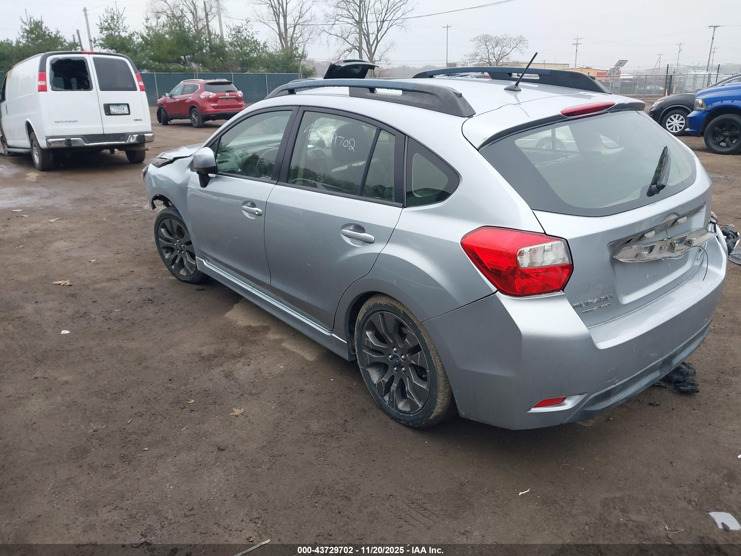 2013 Subaru Impreza 2.0i Sport Limited Silver vin: JF1GPAR65D2801580