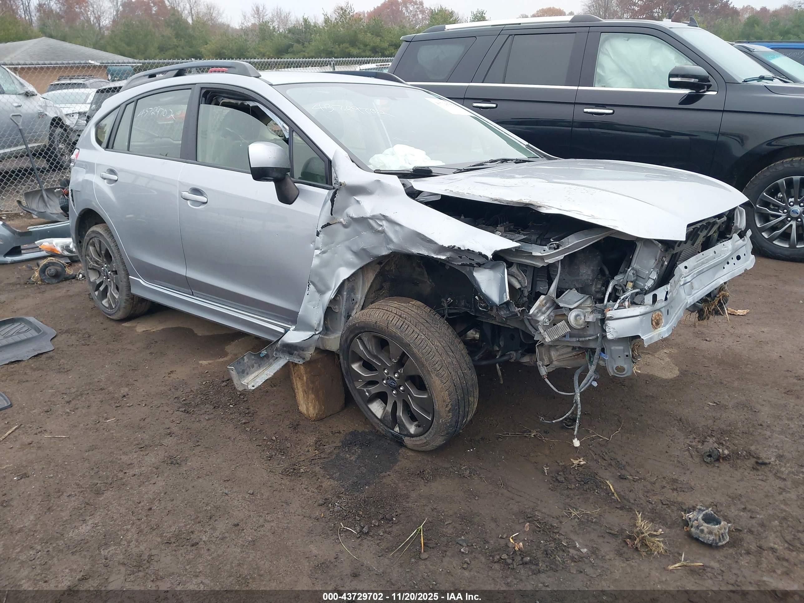 2013 Subaru Impreza 2.0i Sport Limited Silver vin: JF1GPAR65D2801580