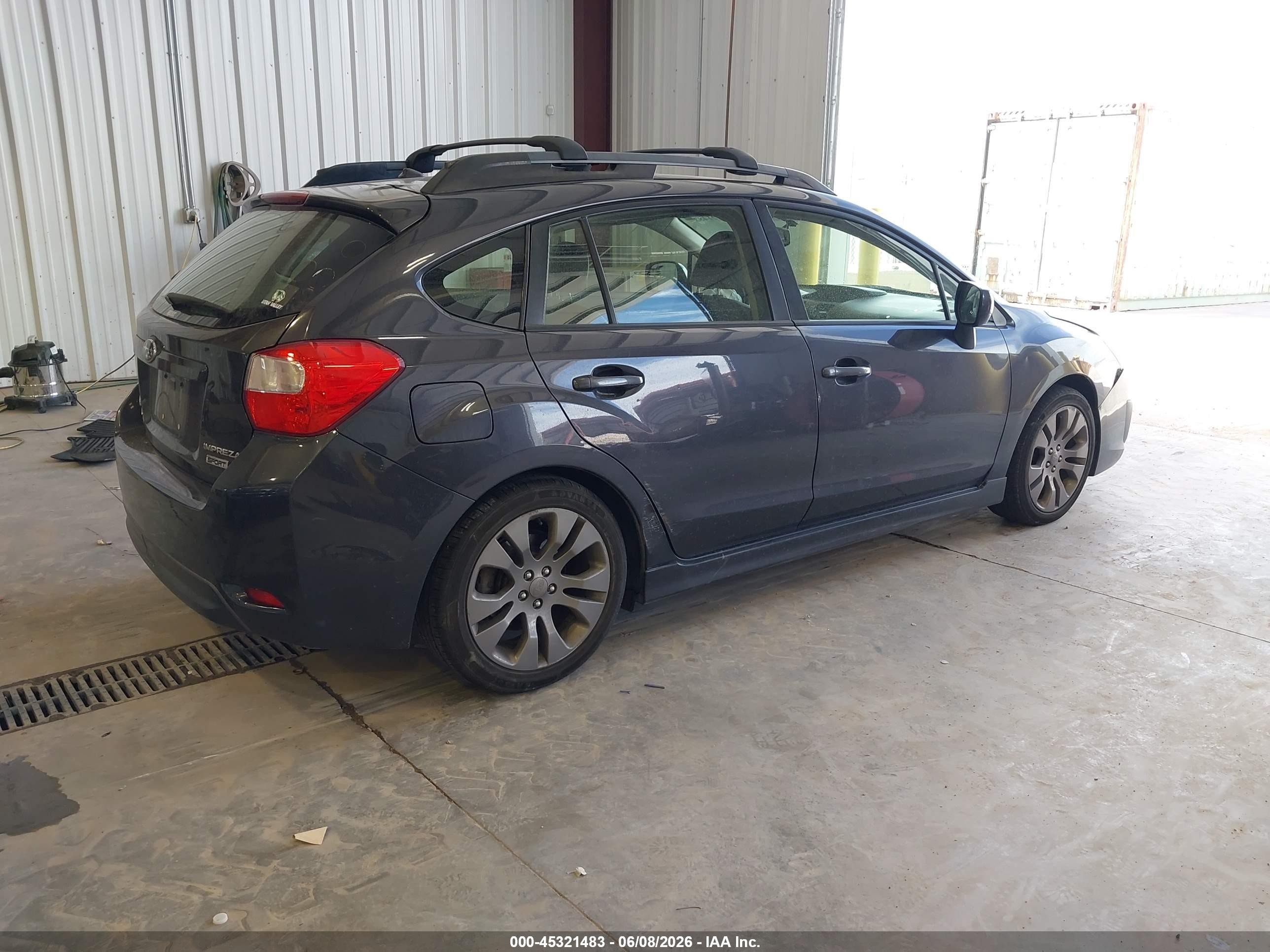 2014 Subaru Impreza 2.0i Sport Limited Gray vin: JF1GPAR69E8224311