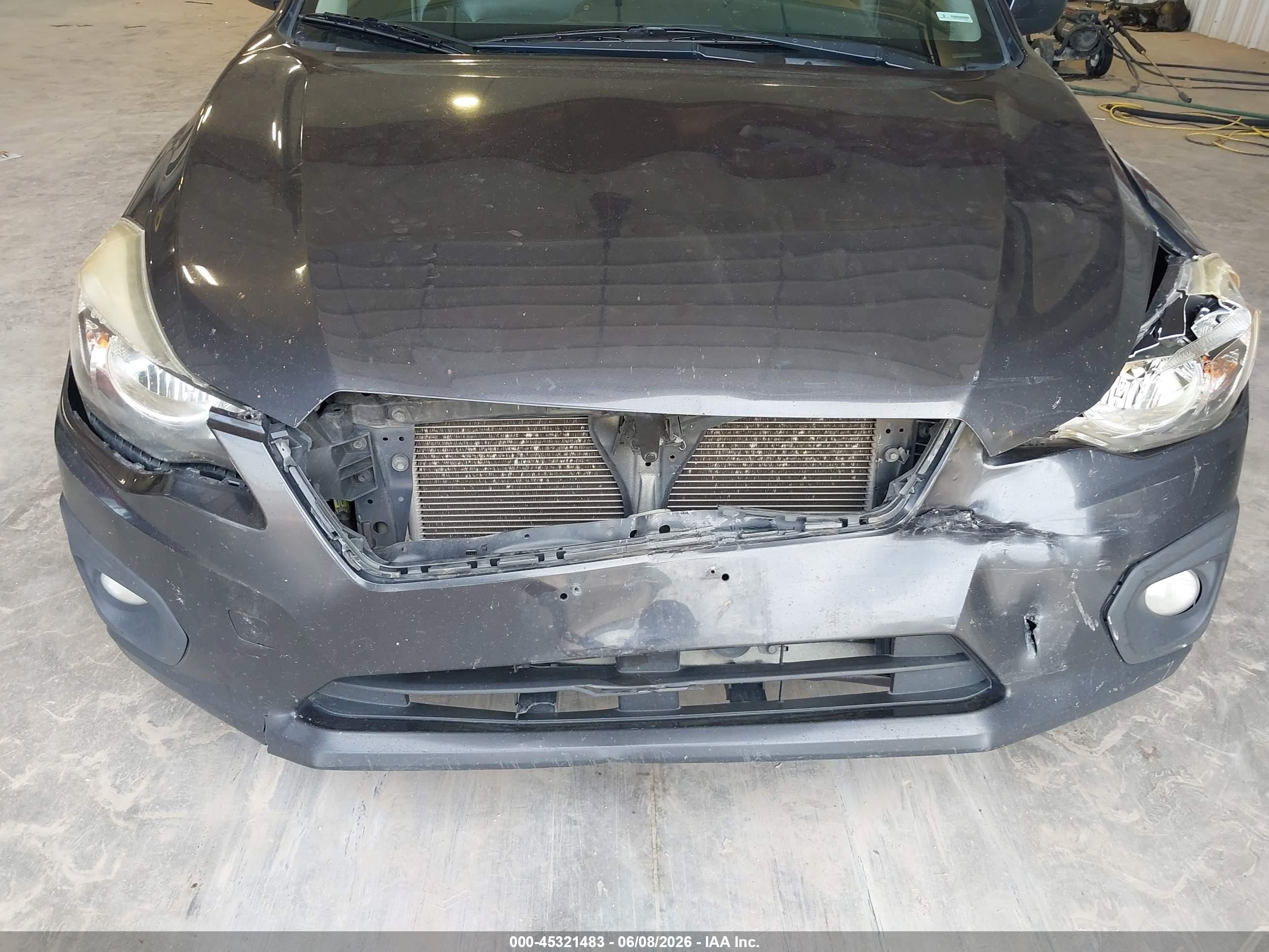 2014 Subaru Impreza 2.0i Sport Limited Gray vin: JF1GPAR69E8224311