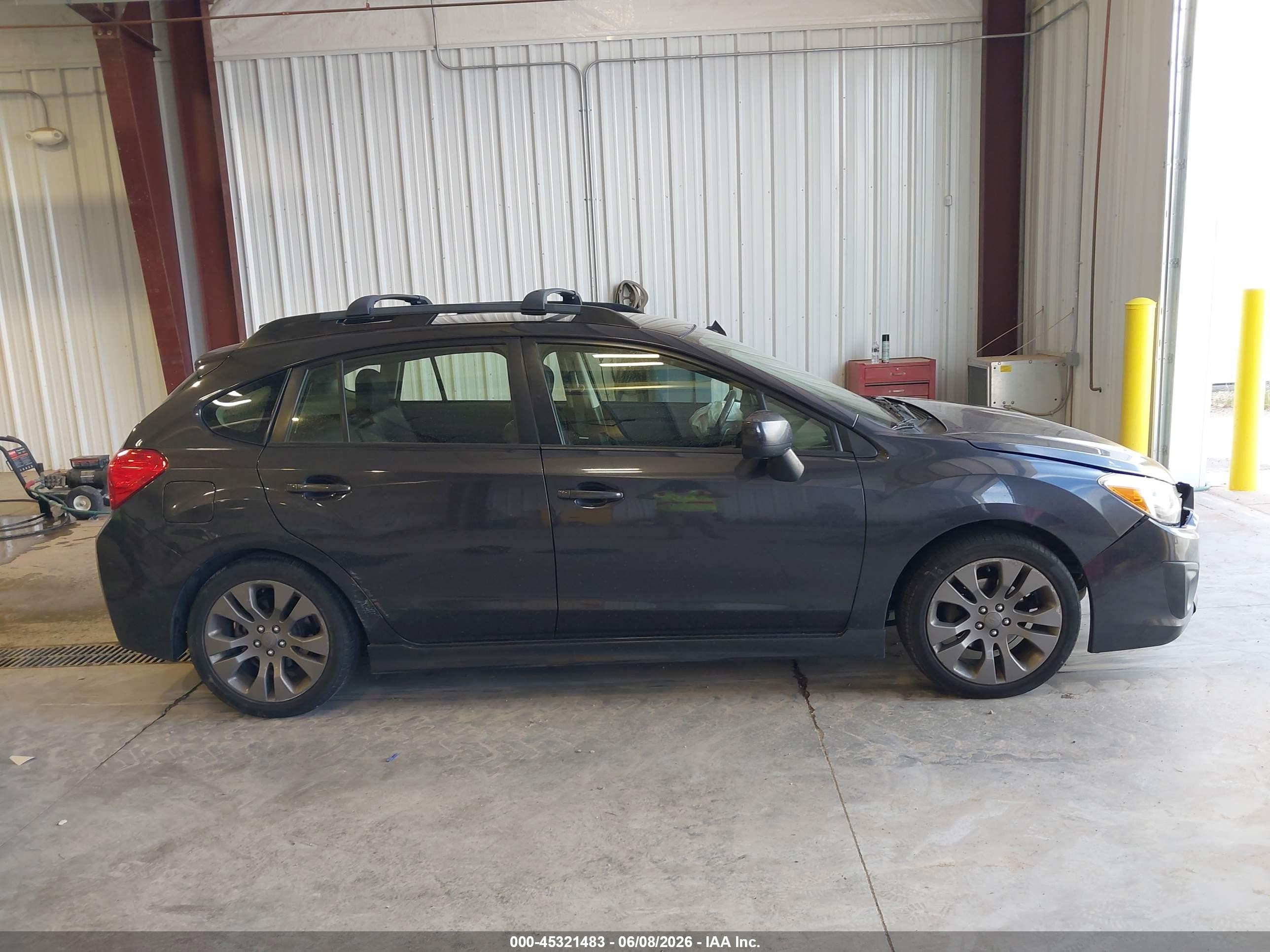 2014 Subaru Impreza 2.0i Sport Limited Gray vin: JF1GPAR69E8224311