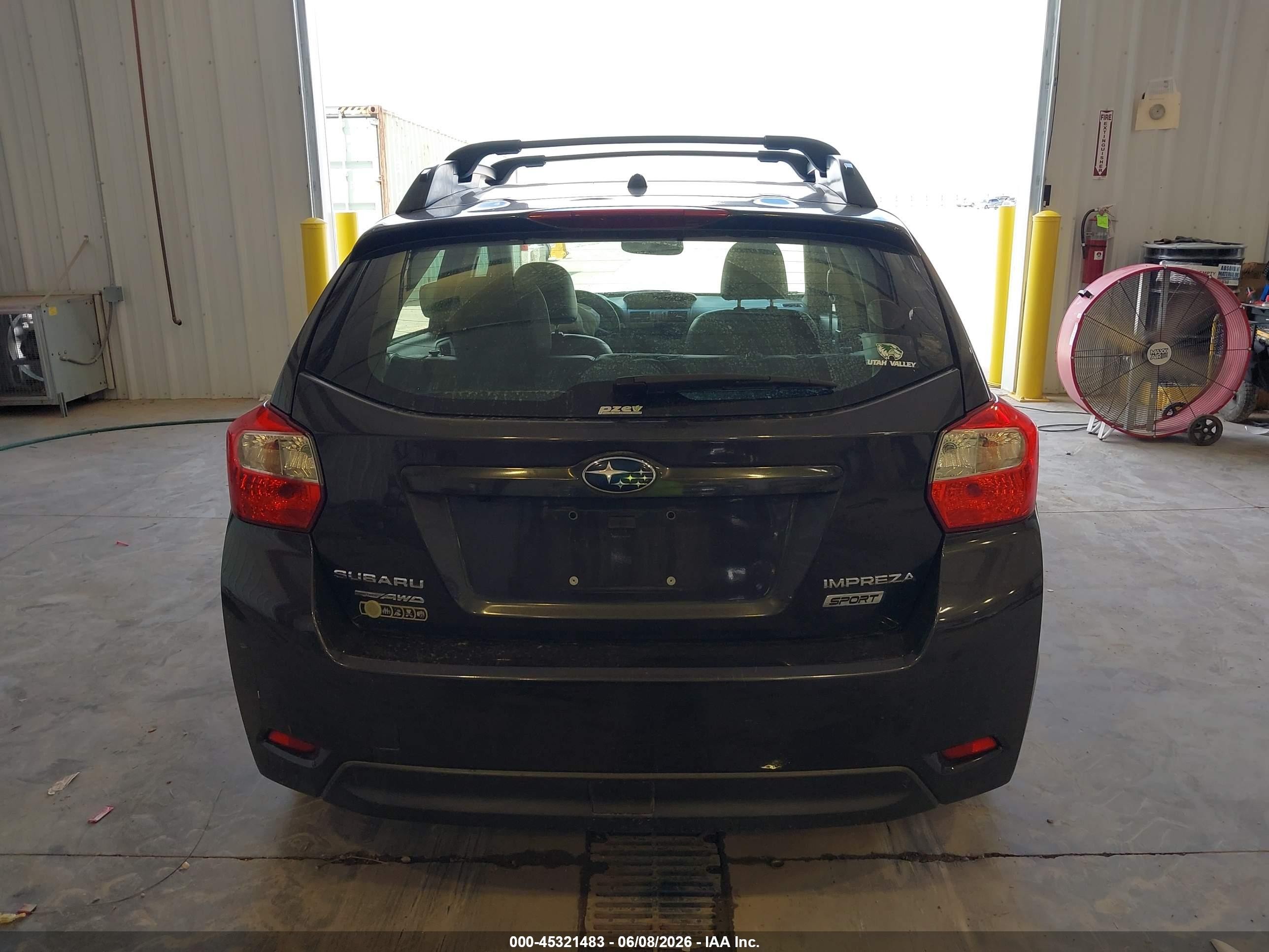 2014 Subaru Impreza 2.0i Sport Limited Gray vin: JF1GPAR69E8224311