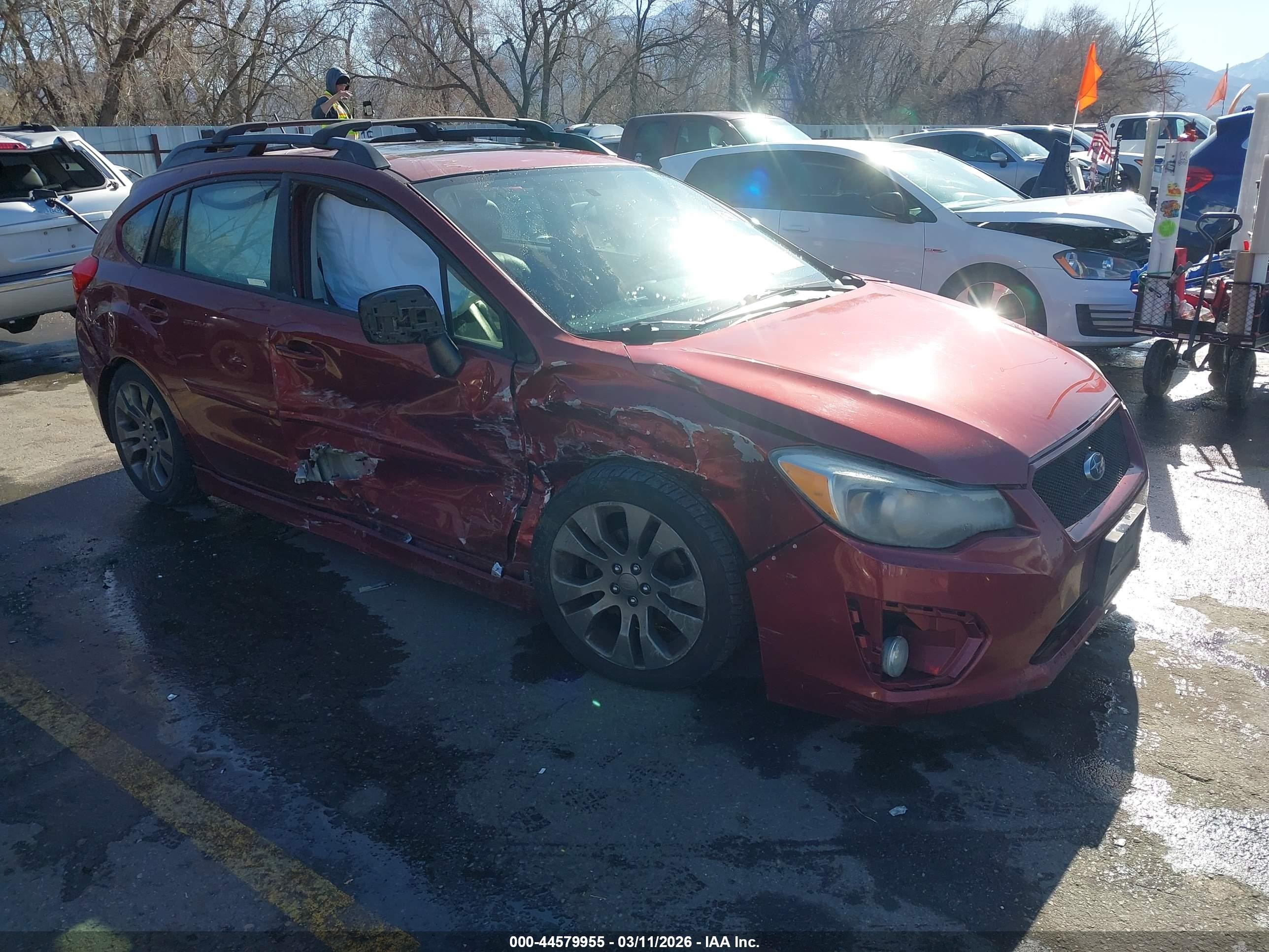 2014 Subaru Impreza 2.0i Sport Limited Красный vin: JF1GPAS62E8247830