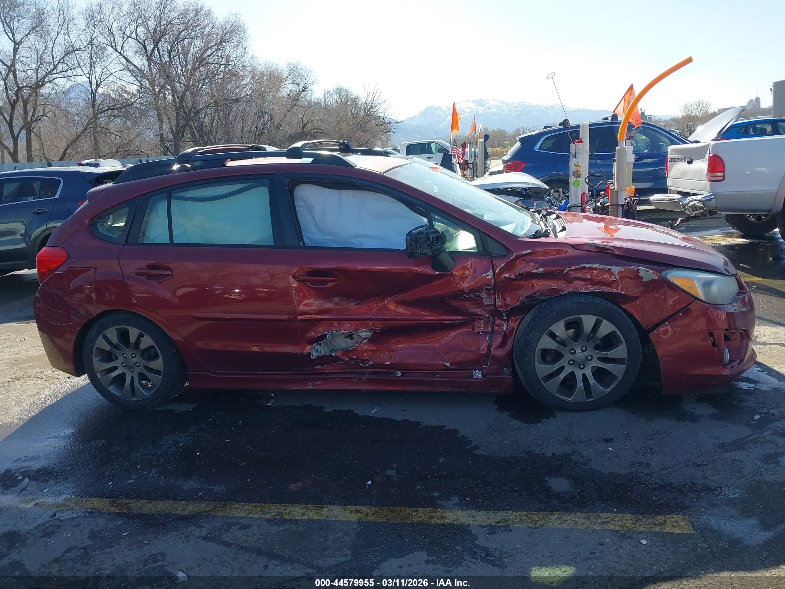2014 Subaru Impreza 2.0i Sport Limited Красный vin: JF1GPAS62E8247830