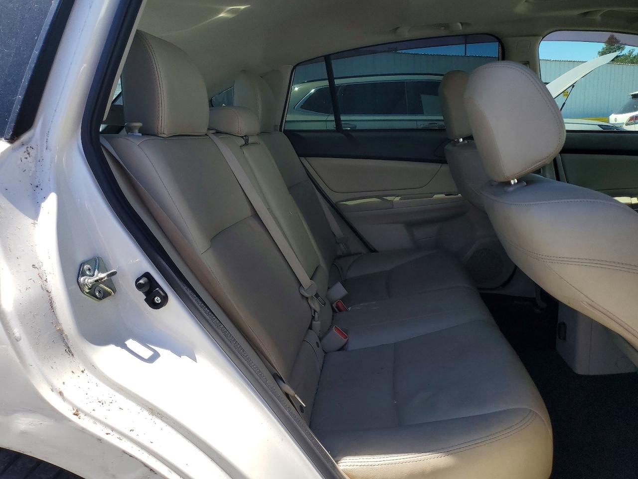 2013 Subaru Impreza Sport Limited White vin: JF1GPAS63DH831524