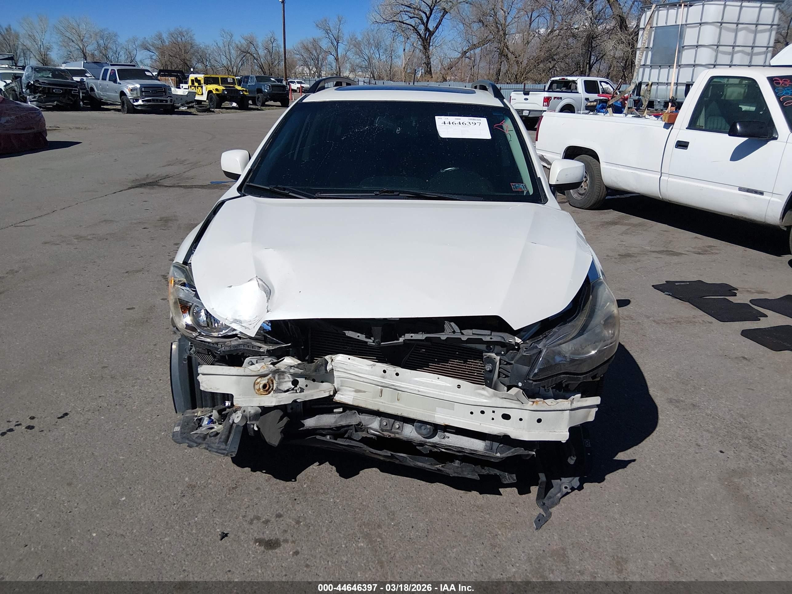 2014 Subaru Impreza 2.0i Sport Limited White vin: JF1GPAS67E8320738