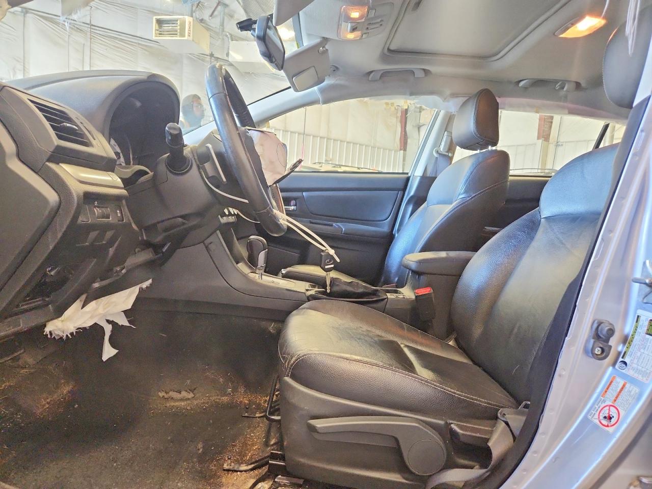 2014 Subaru Impreza Sport Limited Серебряный vin: JF1GPAS68E8296000