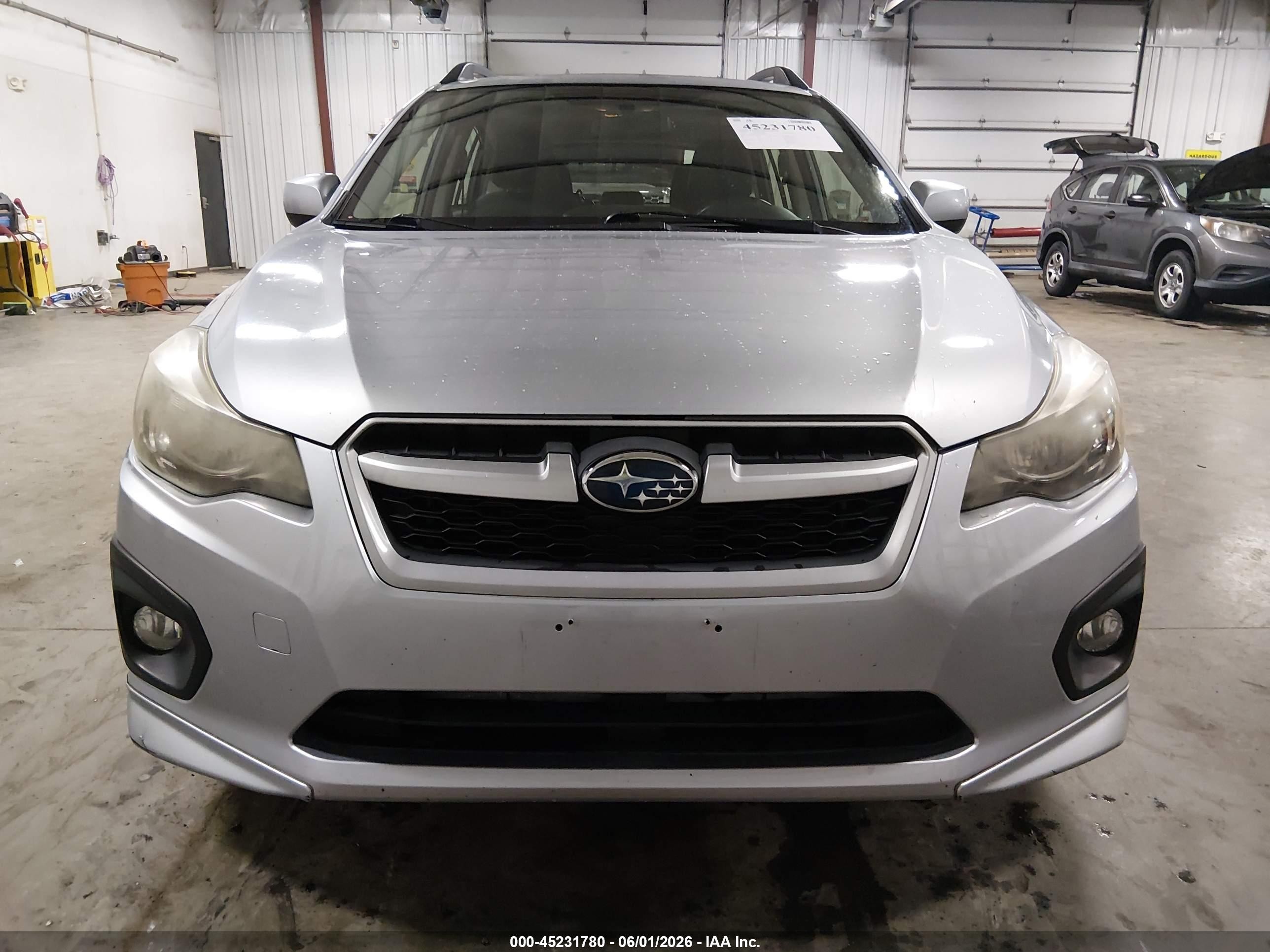 2012 Subaru Impreza 2.0i Sport Limited Серебряный vin: JF1GPAS69CH230861