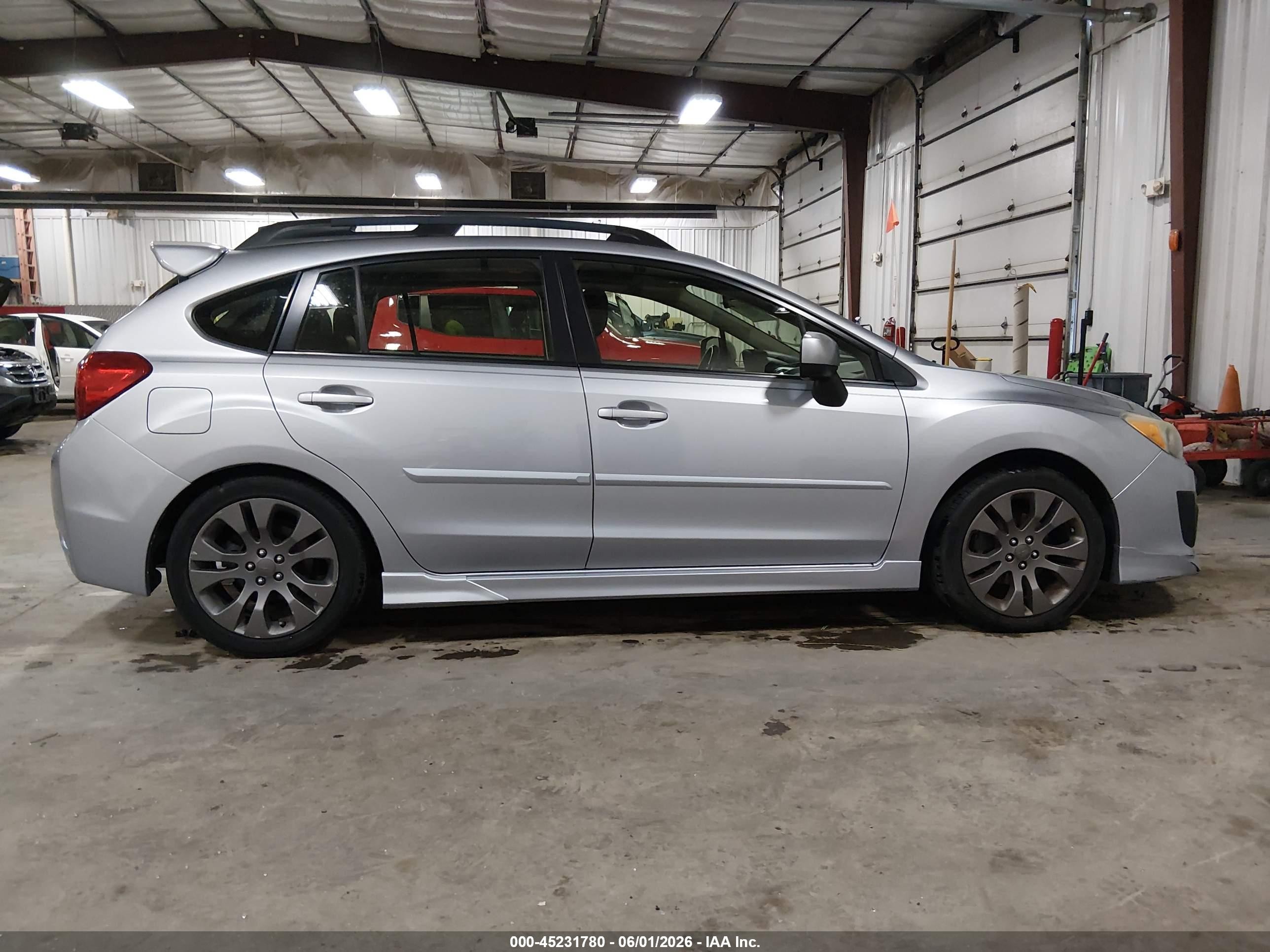2012 Subaru Impreza 2.0i Sport Limited Серебряный vin: JF1GPAS69CH230861