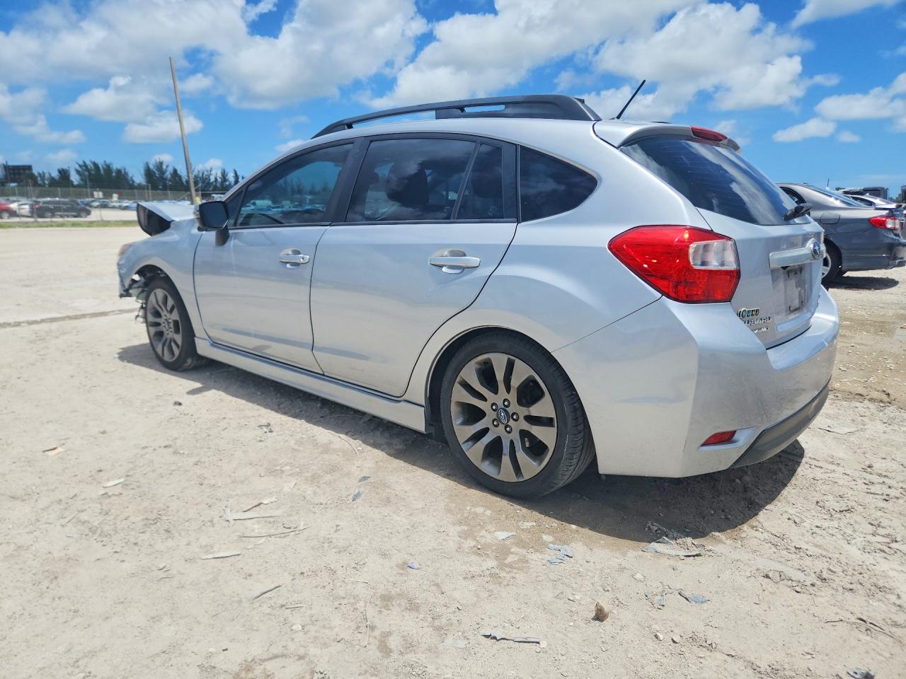 2015 Subaru Impreza Sport Silver vin: JF1GPAT60F8280003