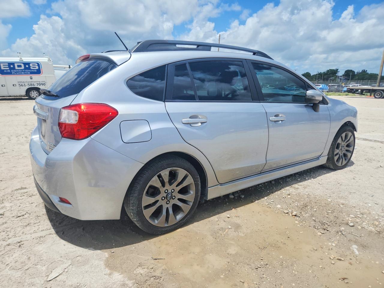 2015 Subaru Impreza Sport Silver vin: JF1GPAT60F8280003