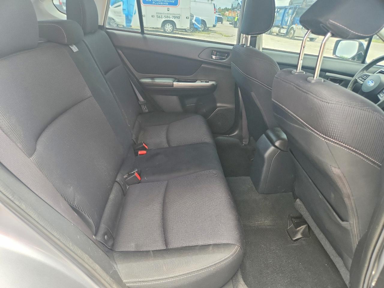 2015 Subaru Impreza Sport Silver vin: JF1GPAT60F8280003