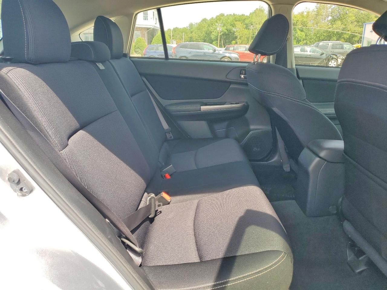 2015 Subaru Impreza Sport Silver vin: JF1GPAT62F8285185