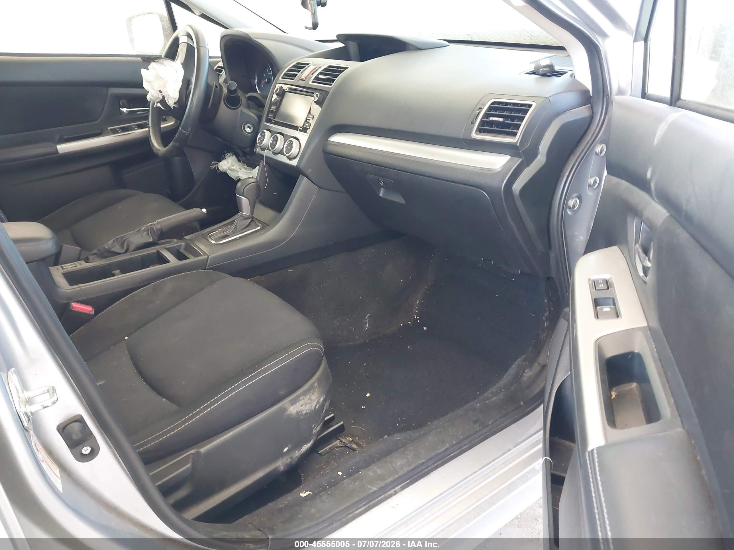 2015 Subaru Impreza 2.0i Sport Premium Silver vin: JF1GPAT65F8205376