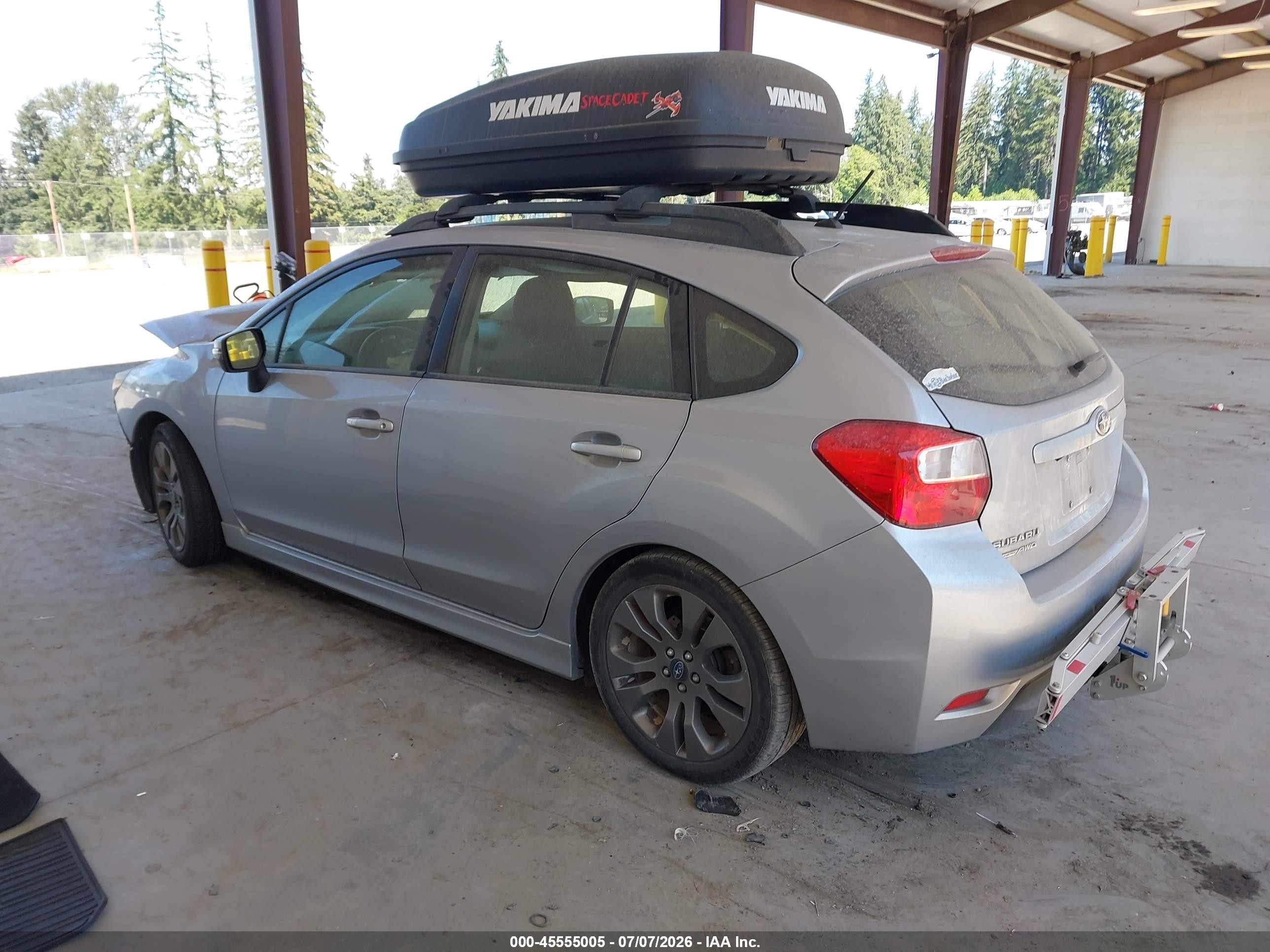 2015 Subaru Impreza 2.0i Sport Premium Silver vin: JF1GPAT65F8205376