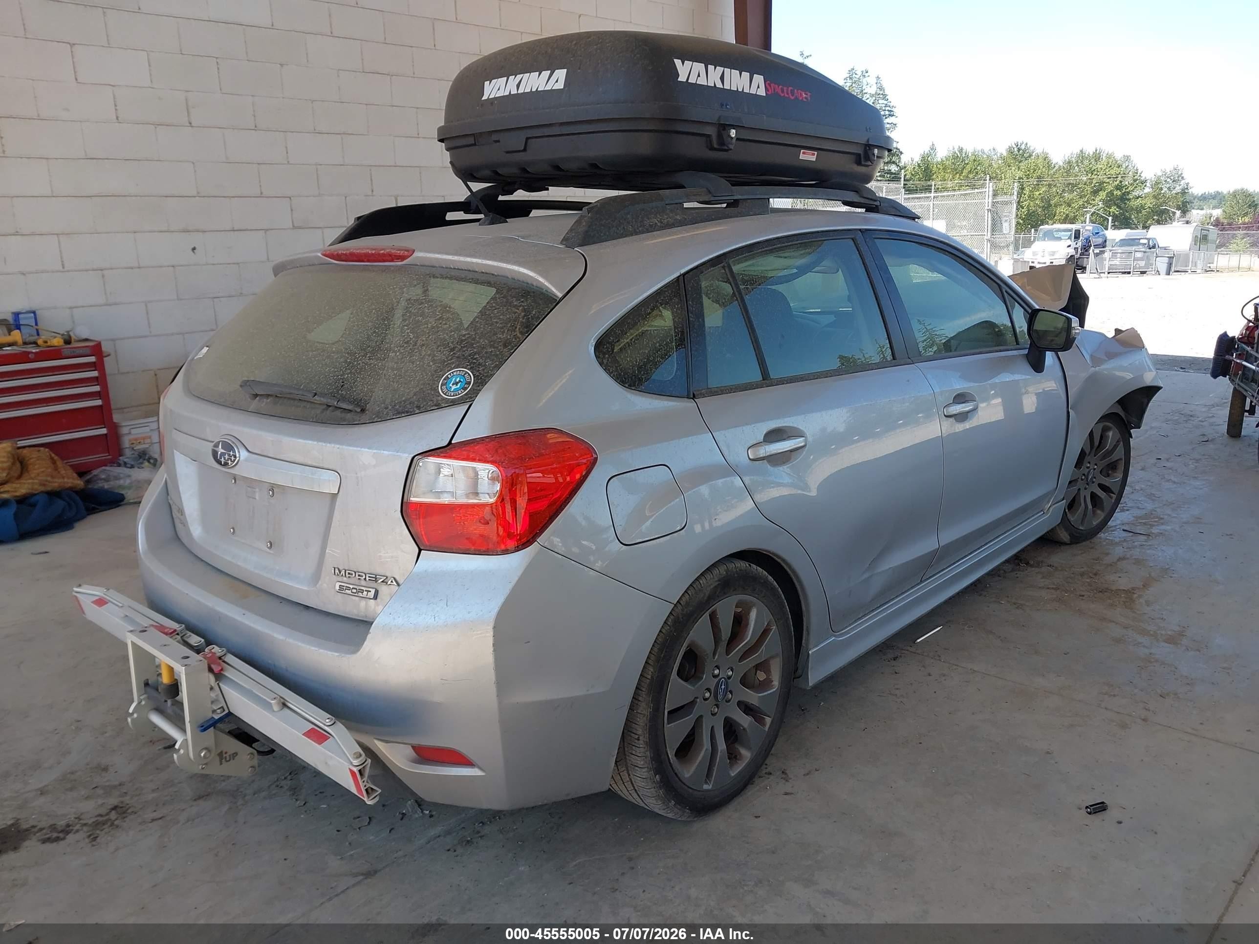 2015 Subaru Impreza 2.0i Sport Premium Silver vin: JF1GPAT65F8205376