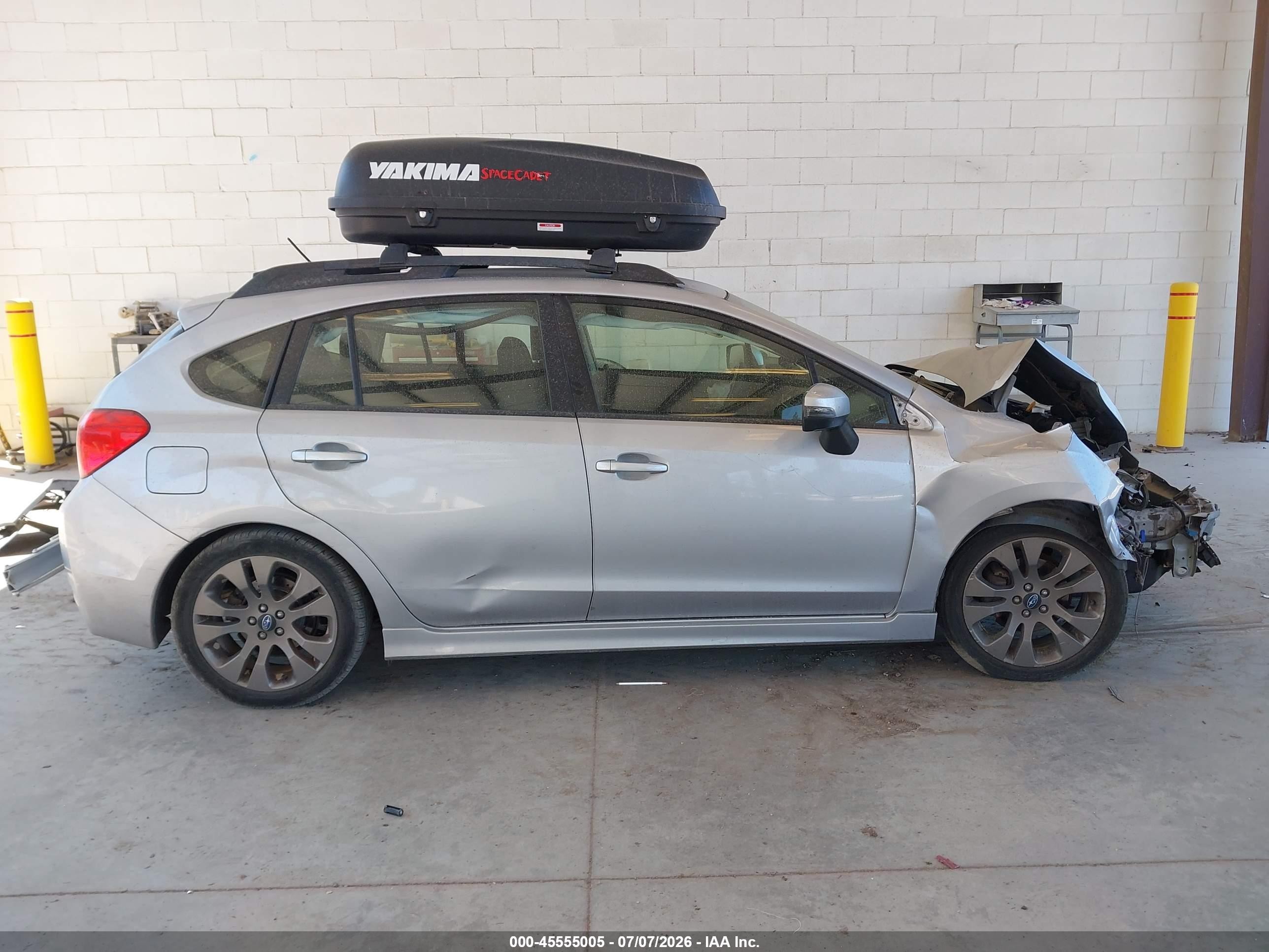 2015 Subaru Impreza 2.0i Sport Premium Silver vin: JF1GPAT65F8205376