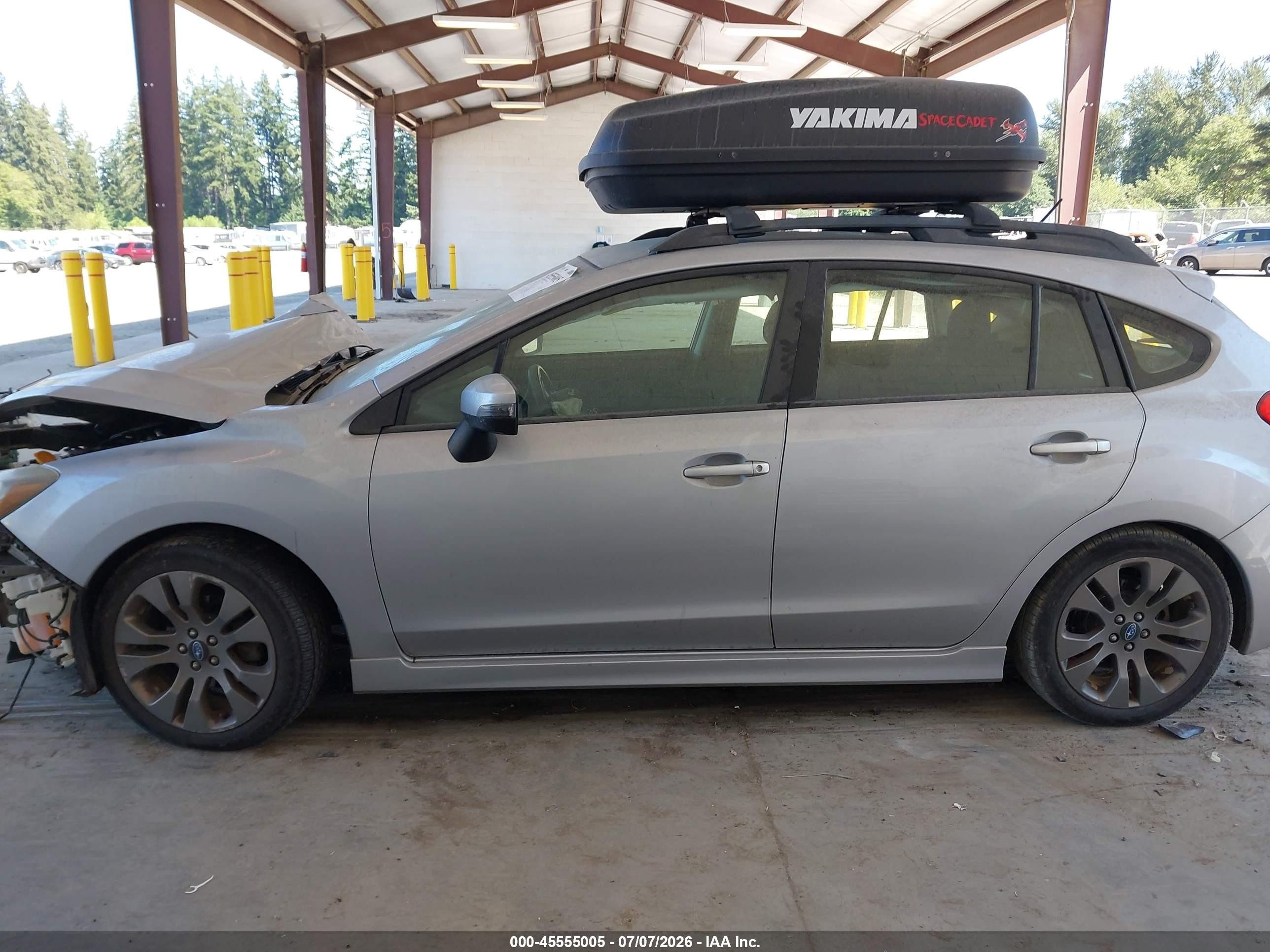 2015 Subaru Impreza 2.0i Sport Premium Silver vin: JF1GPAT65F8205376