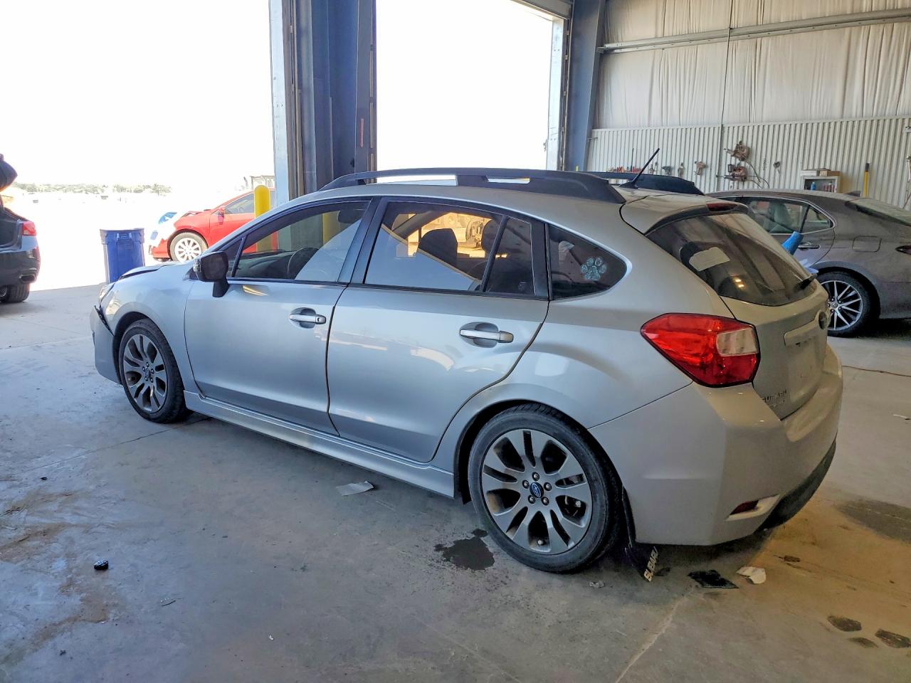 2015 Subaru Impreza Sport Silver vin: JF1GPAT65F8271541