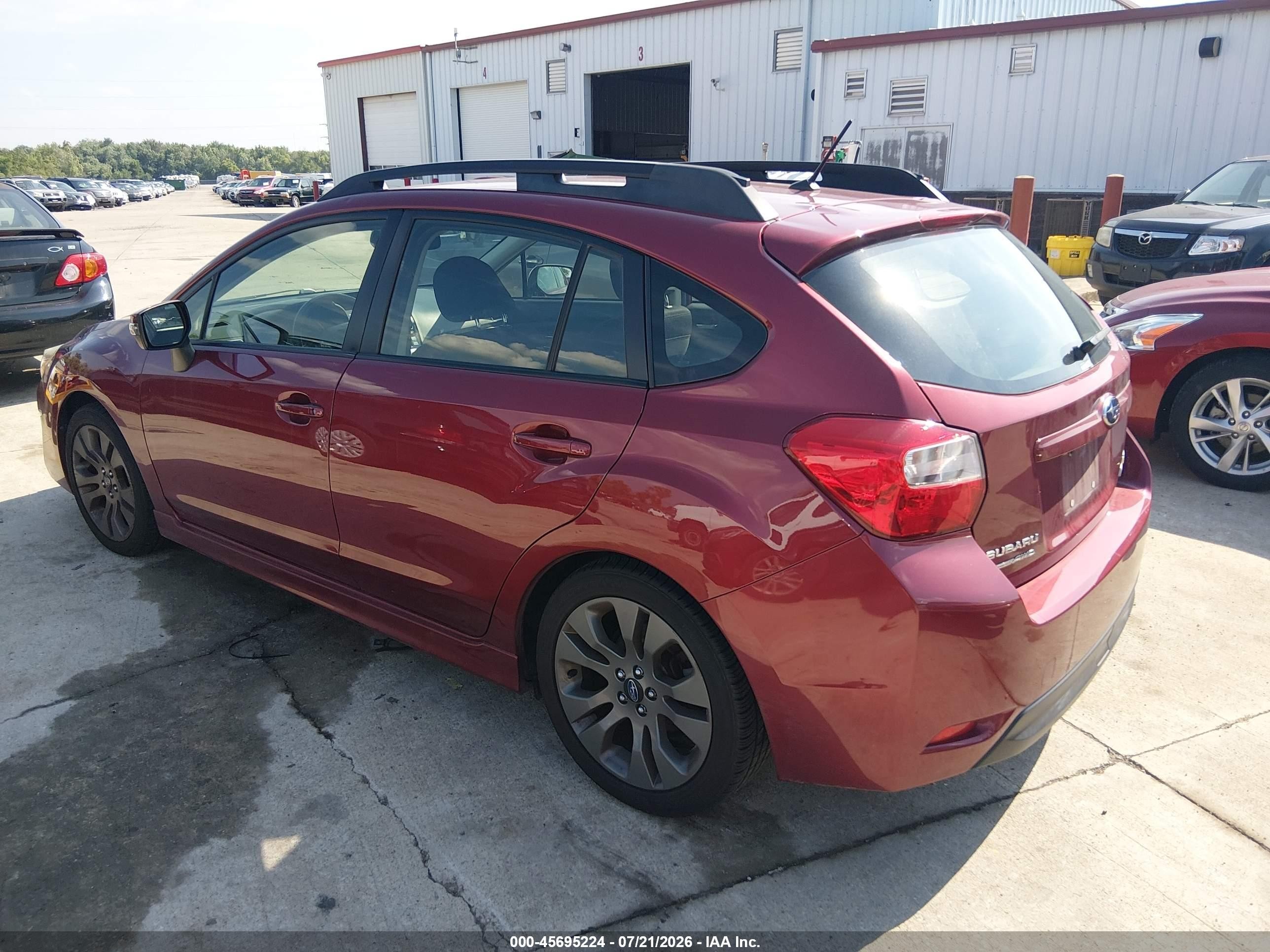 2015 Subaru Impreza 2.0i Sport Premium Burgundy vin: JF1GPAT65F8274794