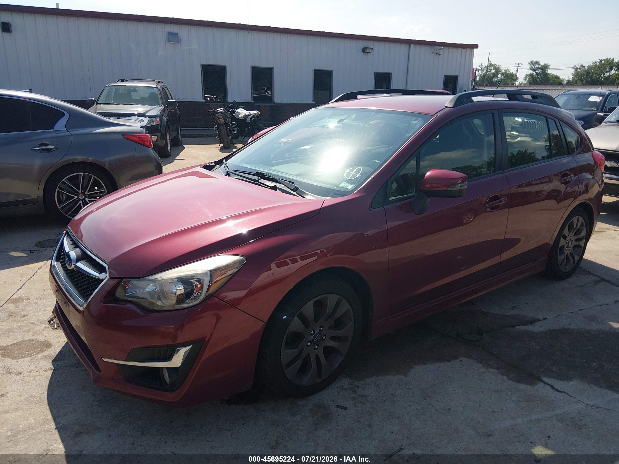 2015 Subaru Impreza 2.0i Sport Premium Burgundy vin: JF1GPAT65F8274794