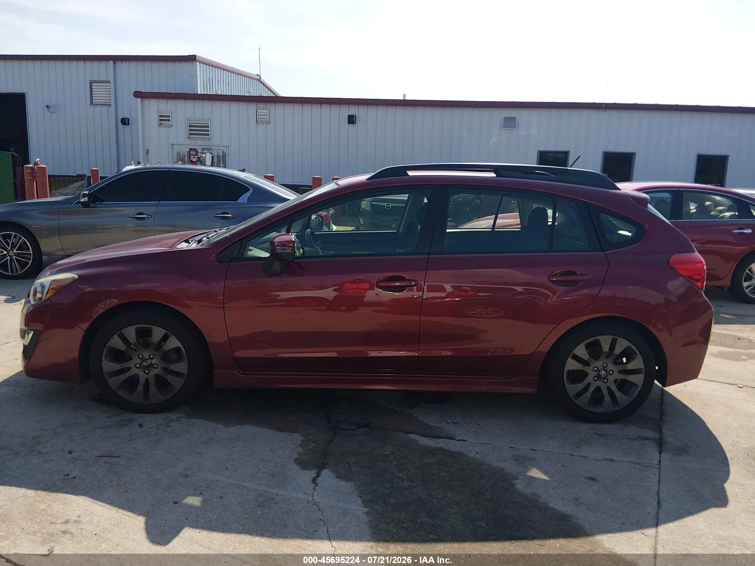 2015 Subaru Impreza 2.0i Sport Premium Burgundy vin: JF1GPAT65F8274794
