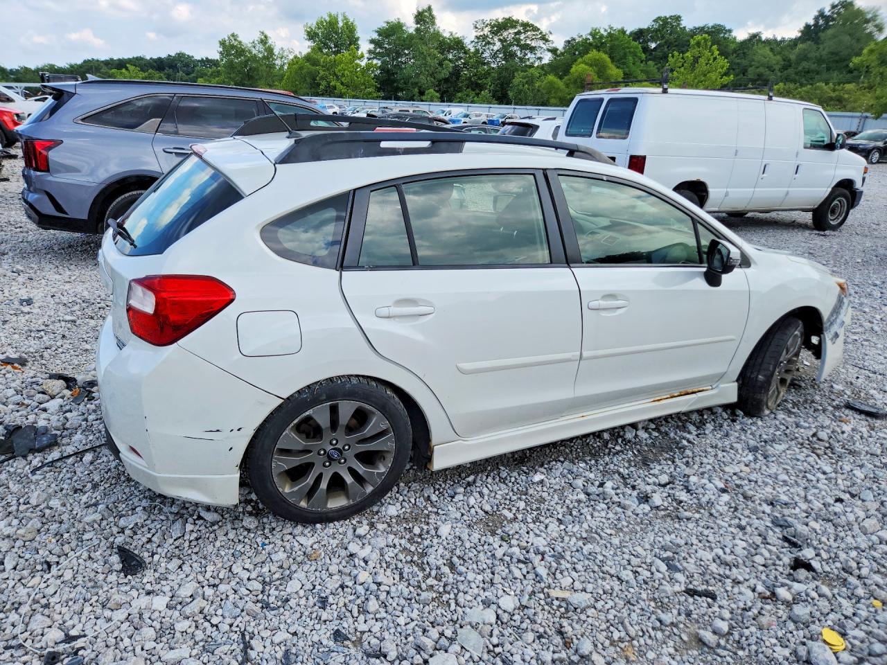 2015 Subaru Impreza Sport Белый vin: JF1GPAT67FH297445
