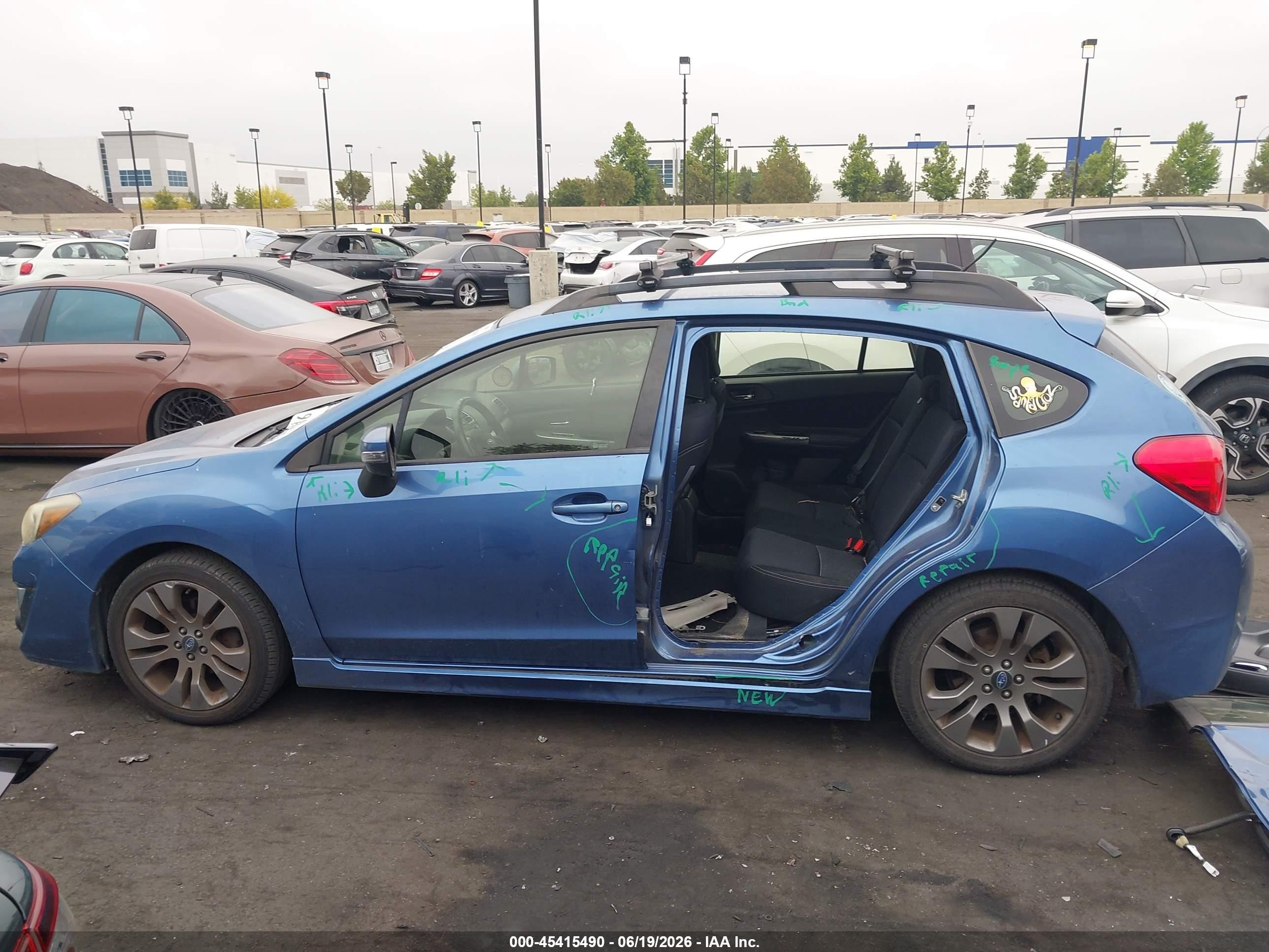 2015 Subaru Impreza 2.0i Sport Premium Синий vin: JF1GPAT69F8205462