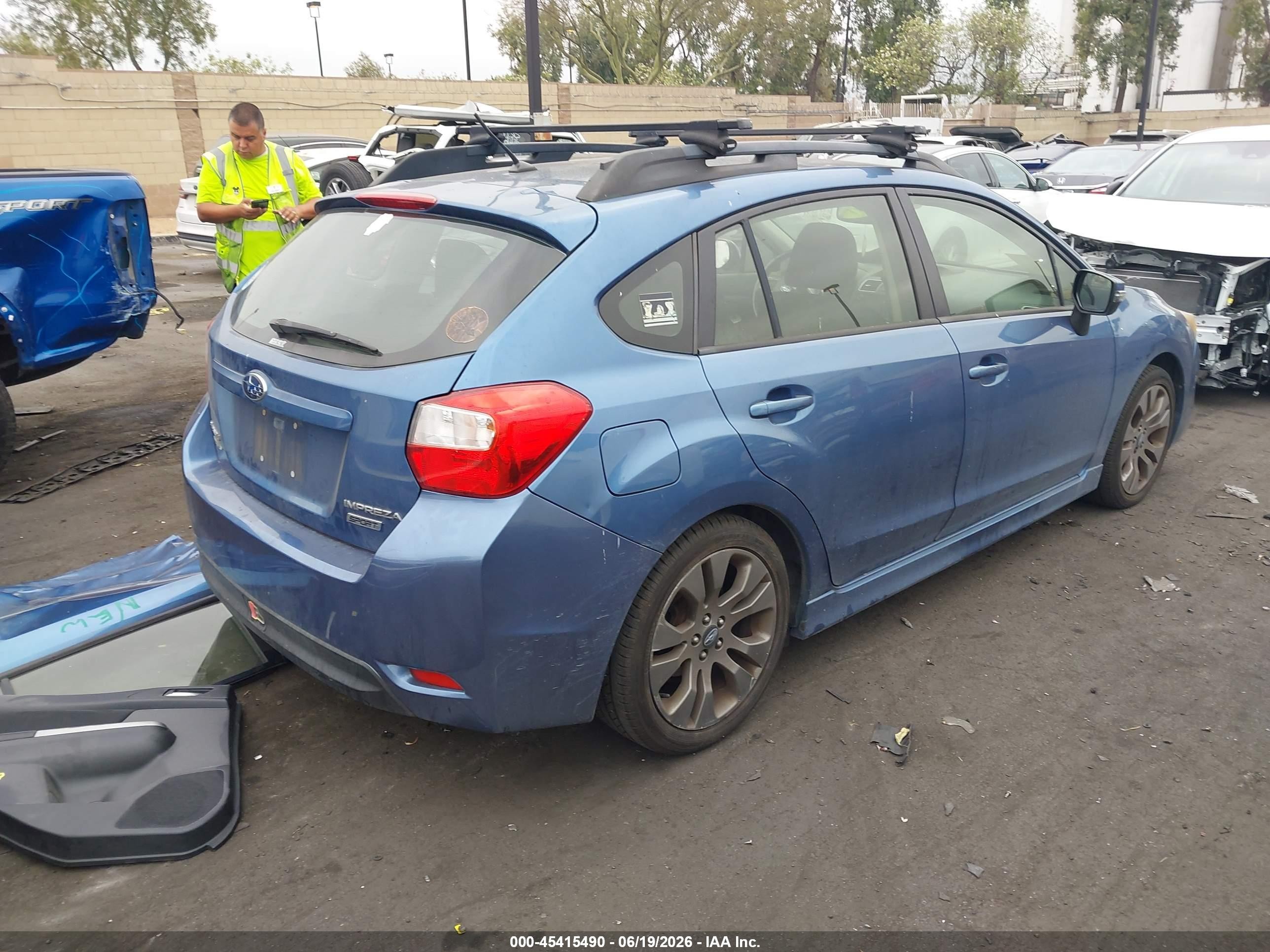 2015 Subaru Impreza 2.0i Sport Premium Синий vin: JF1GPAT69F8205462